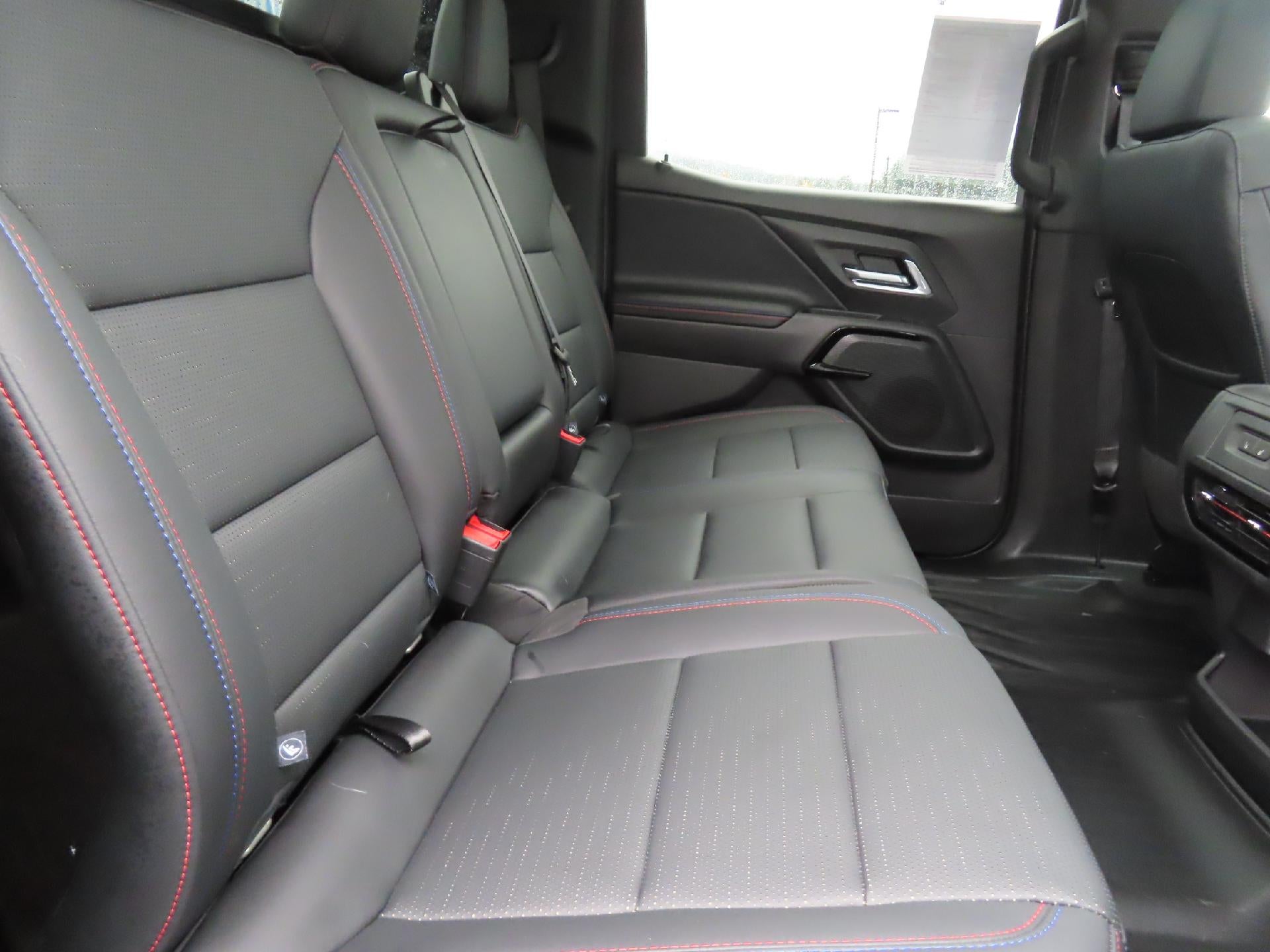 2025 Chevrolet Silverado EV RST