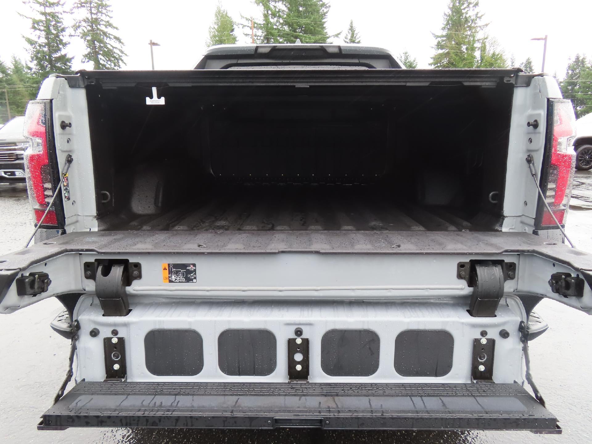 2025 Chevrolet Silverado EV RST