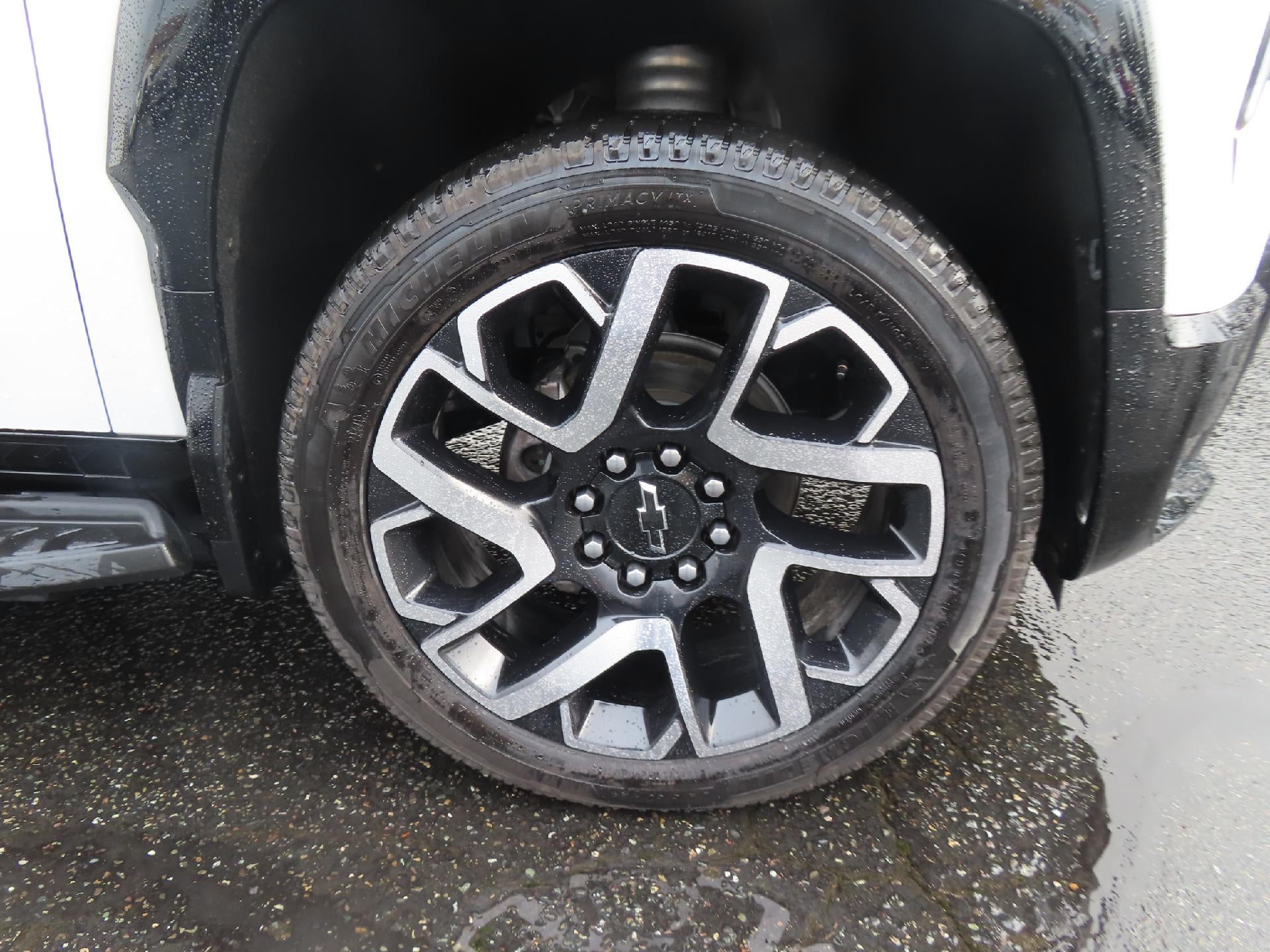 2025 Chevrolet Silverado EV RST