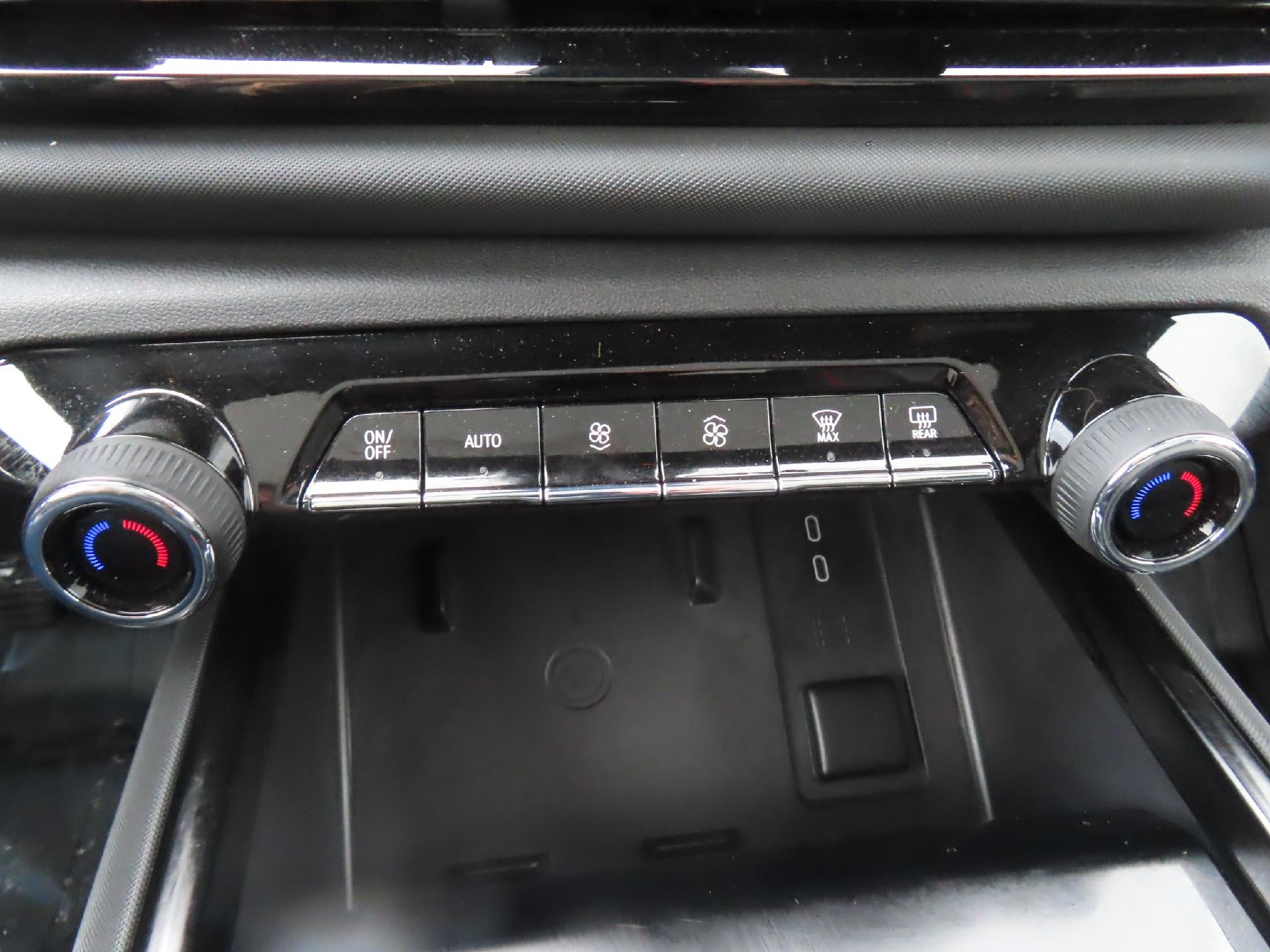 2025 Chevrolet Silverado EV RST