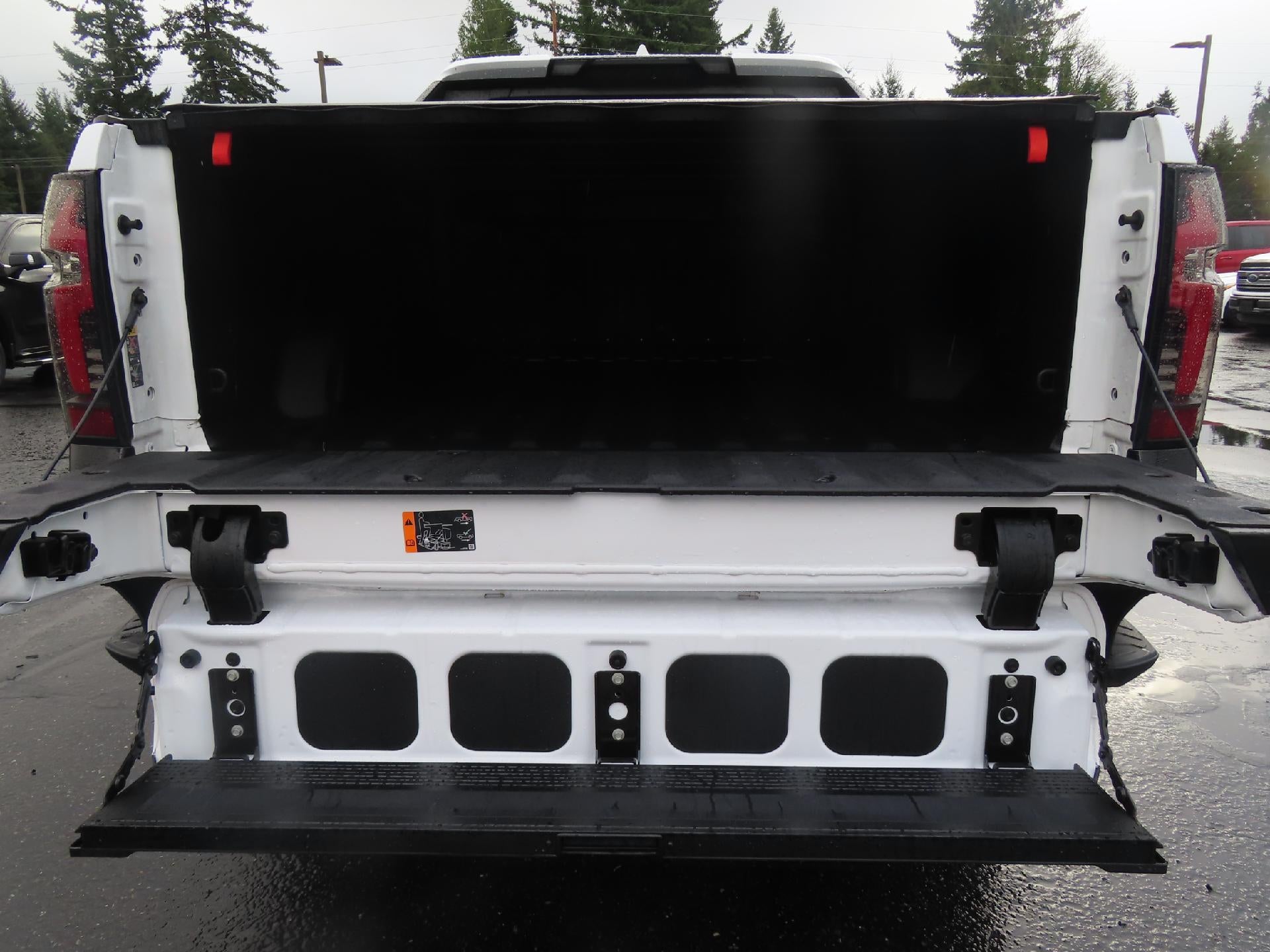 2025 Chevrolet Silverado EV RST