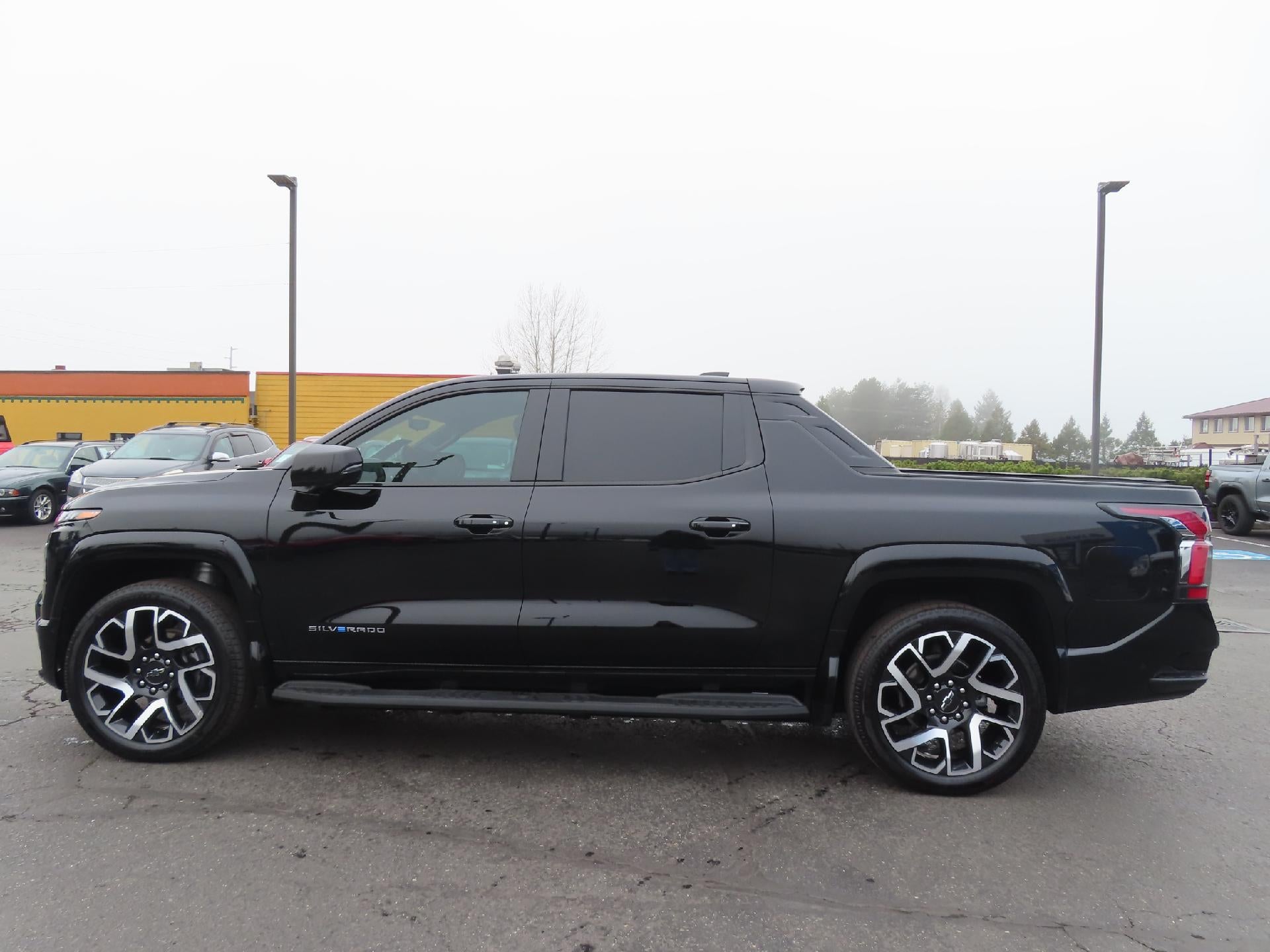 2024 Chevrolet Silverado EV RST