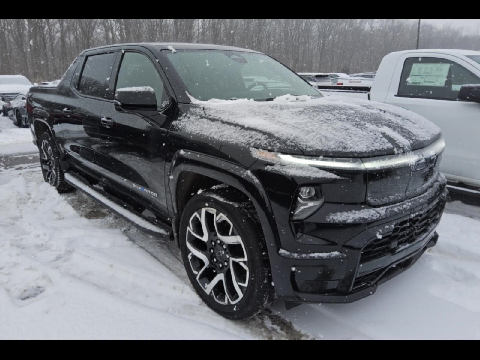 2024 Chevrolet Silverado EV RST
