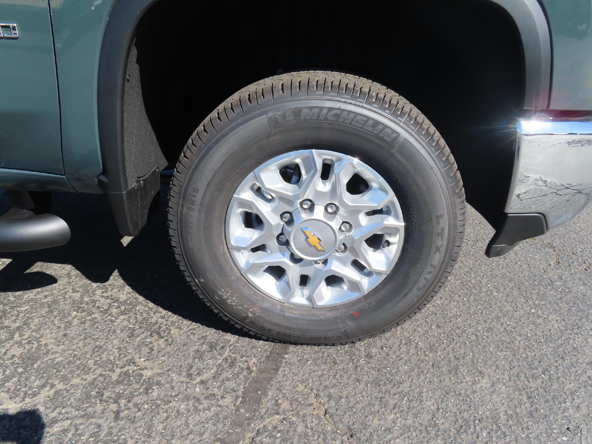 2026 Chevrolet Silverado 3500 HD CC STD BED LT 4WD