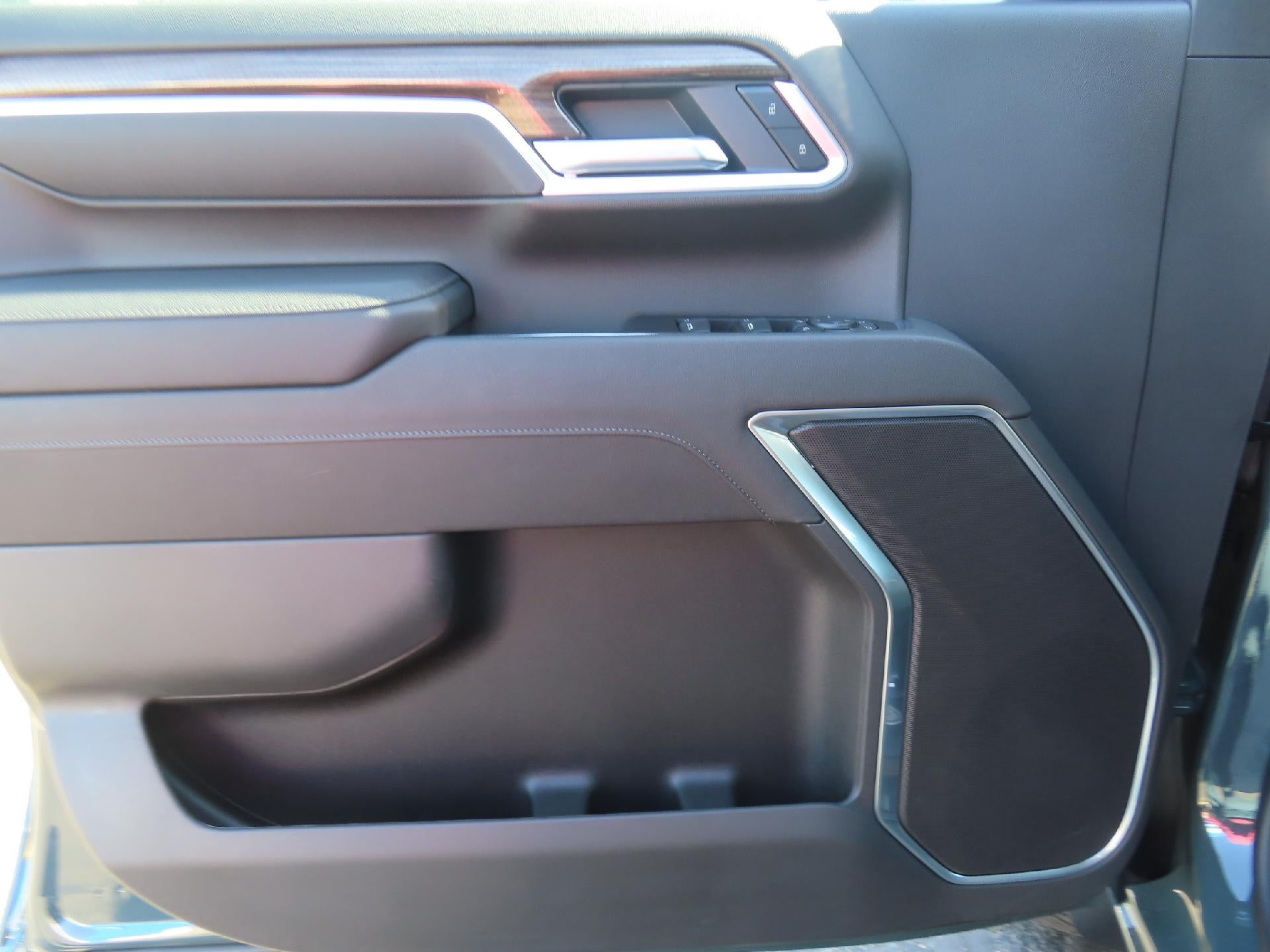 2026 Chevrolet Silverado 3500 HD CC STD BED LT 4WD