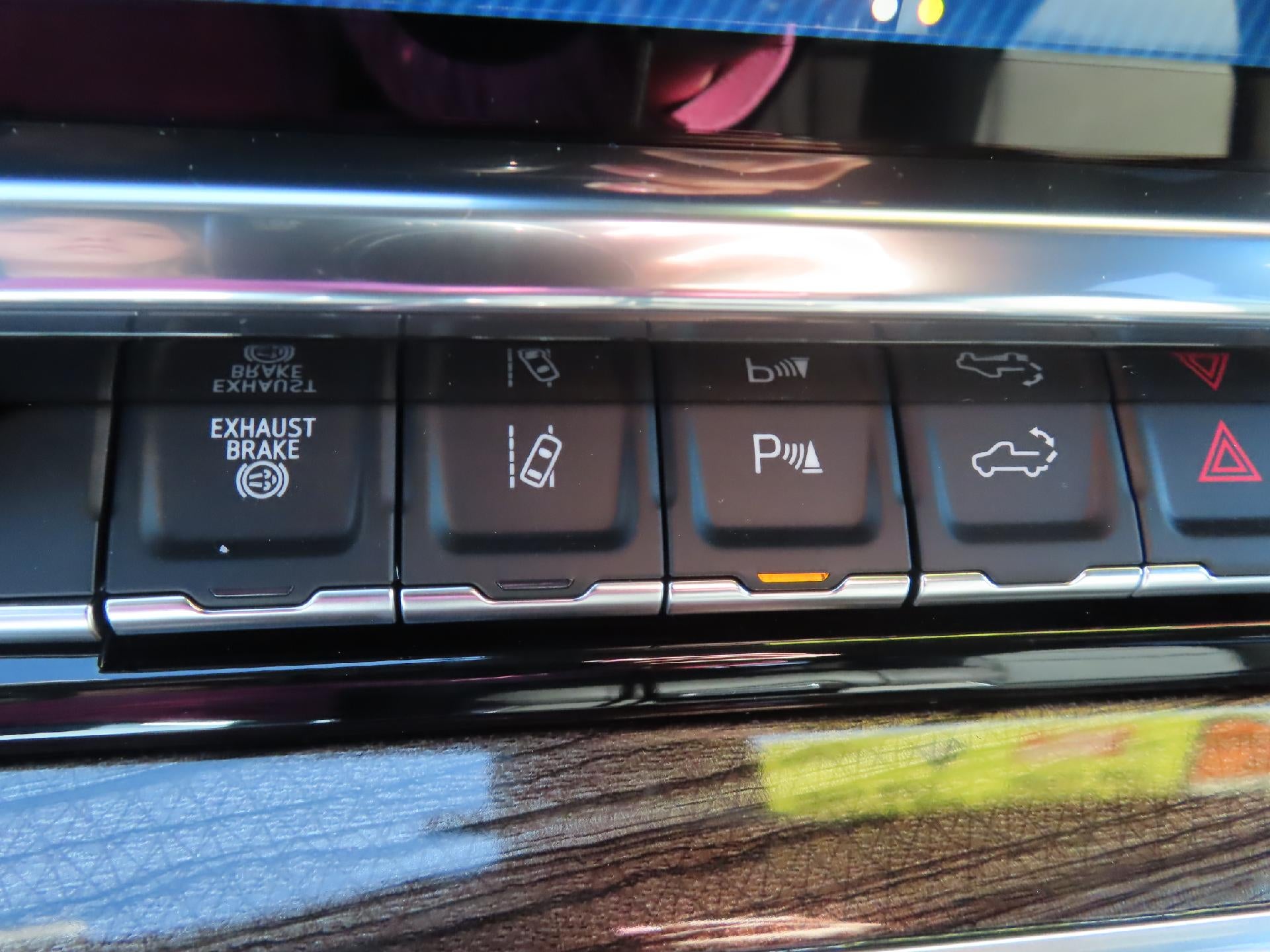 2026 Chevrolet Silverado 3500 HD CC STD BED LT 4WD