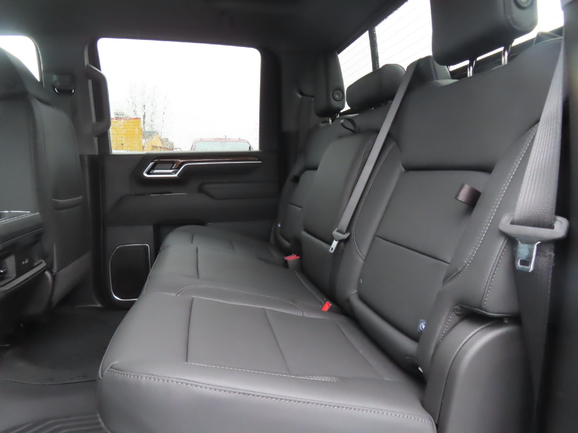 2026 Chevrolet Silverado 3500 HD CC LB 3500 SRW LT 4WD