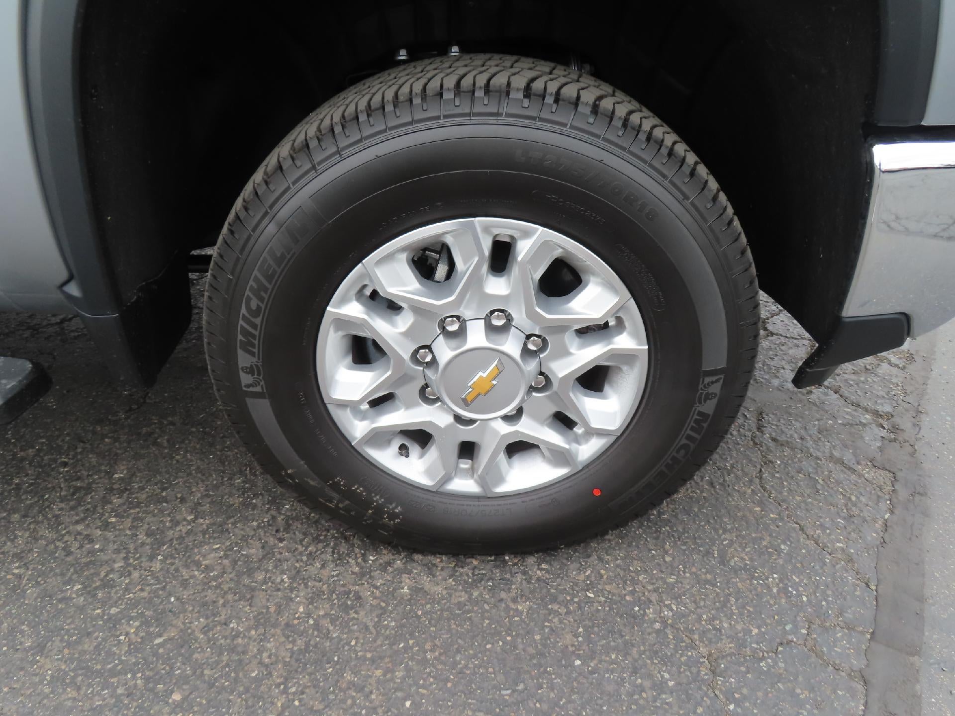 2026 Chevrolet Silverado 3500 HD CC LB 3500 SRW LT 4WD