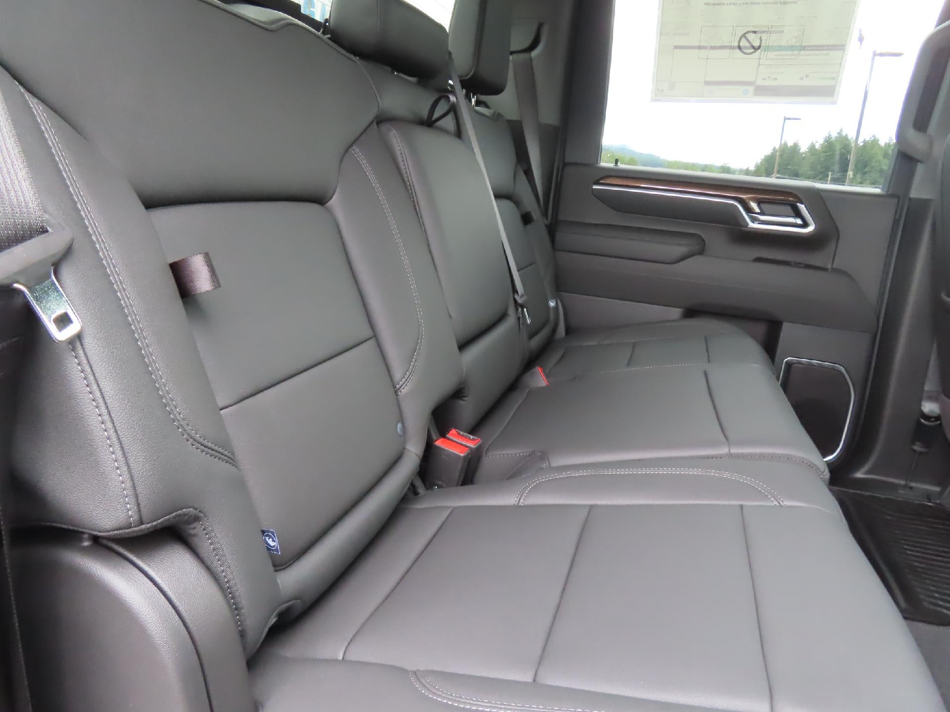 2026 Chevrolet Silverado 3500 HD CC LB 3500 SRW LT 4WD
