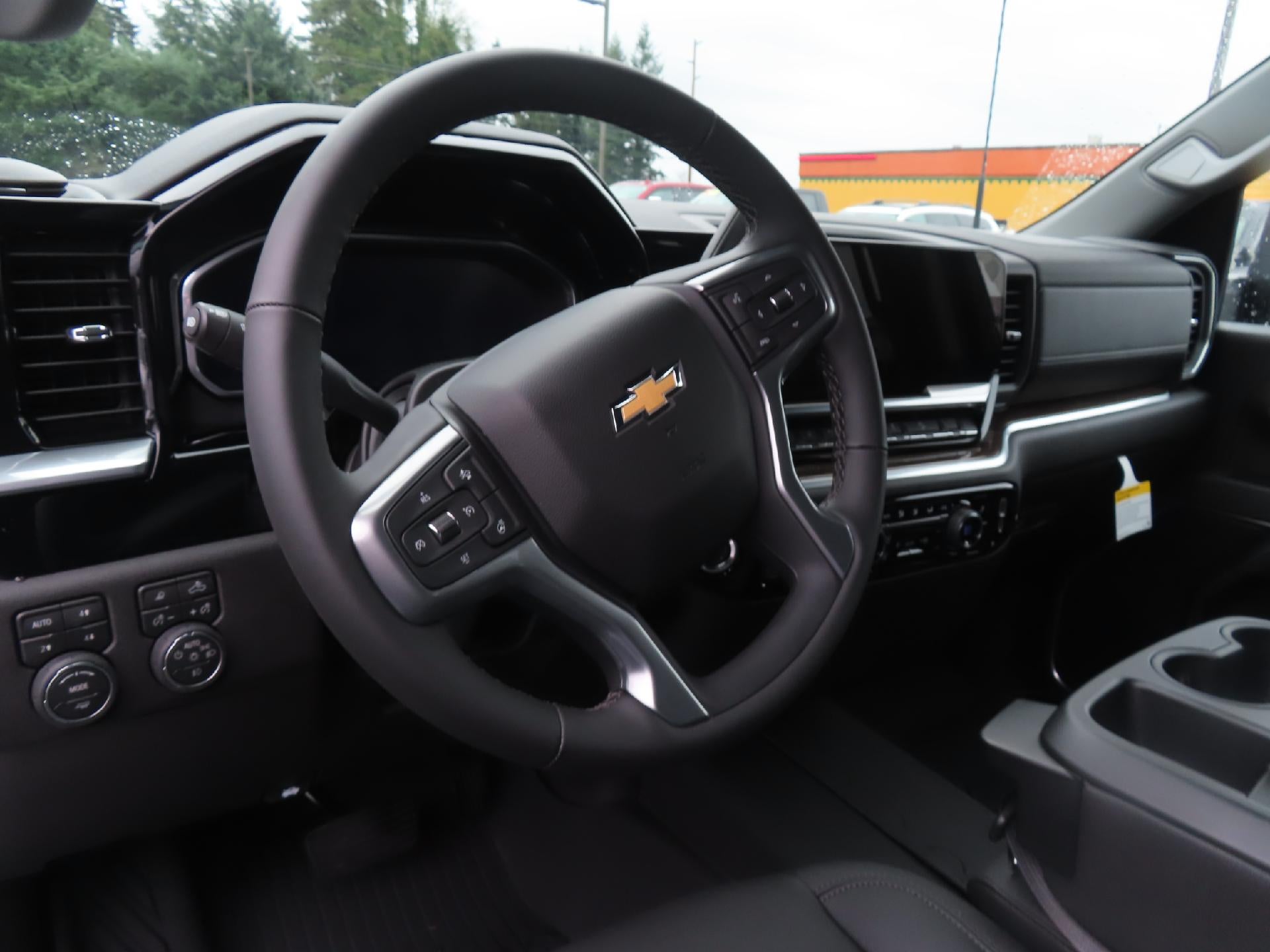 2026 Chevrolet Silverado 3500 HD CC LONG BED LT 4WD