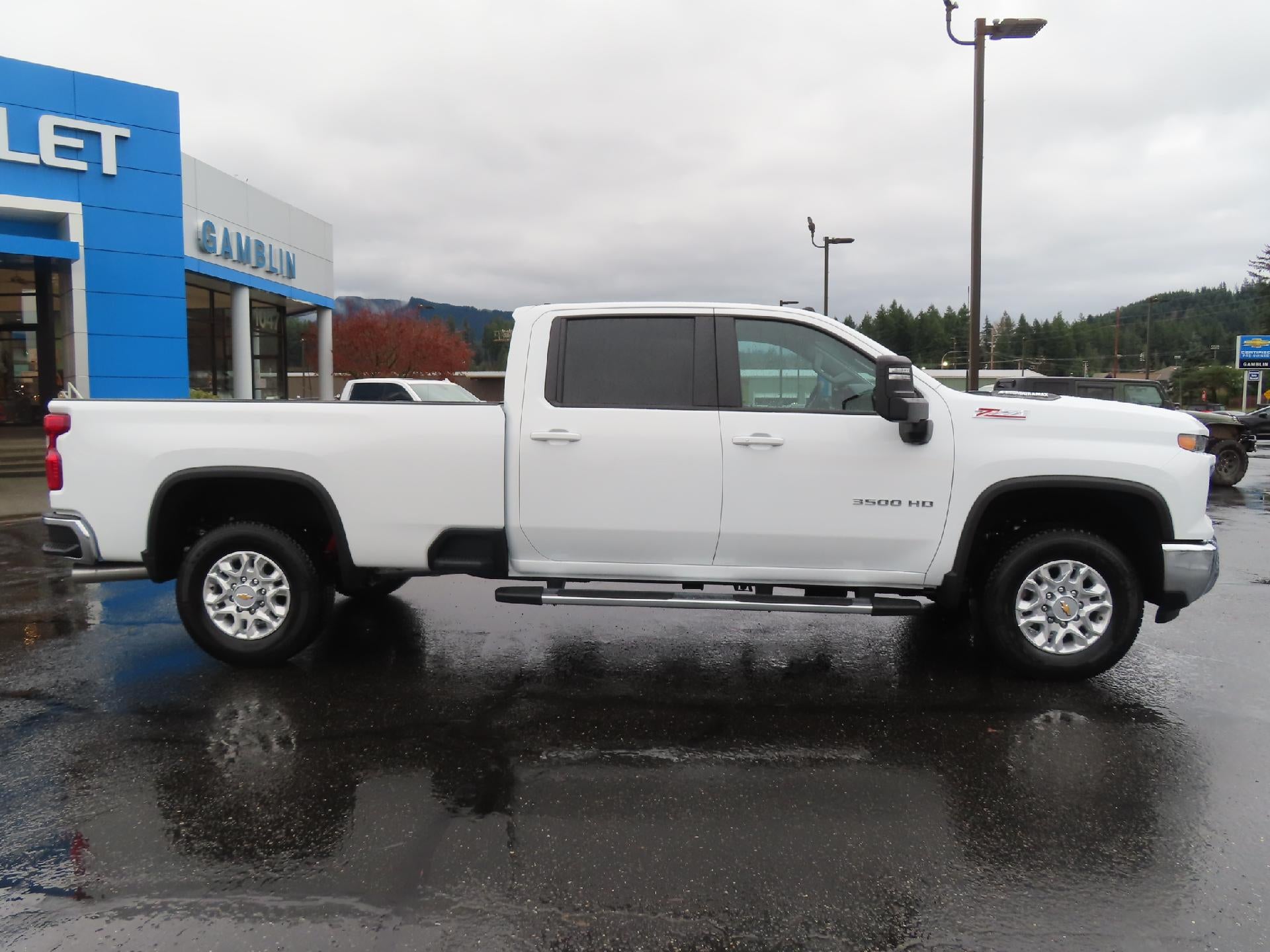 2026 Chevrolet Silverado 3500 HD CC LONG BED LT 4WD