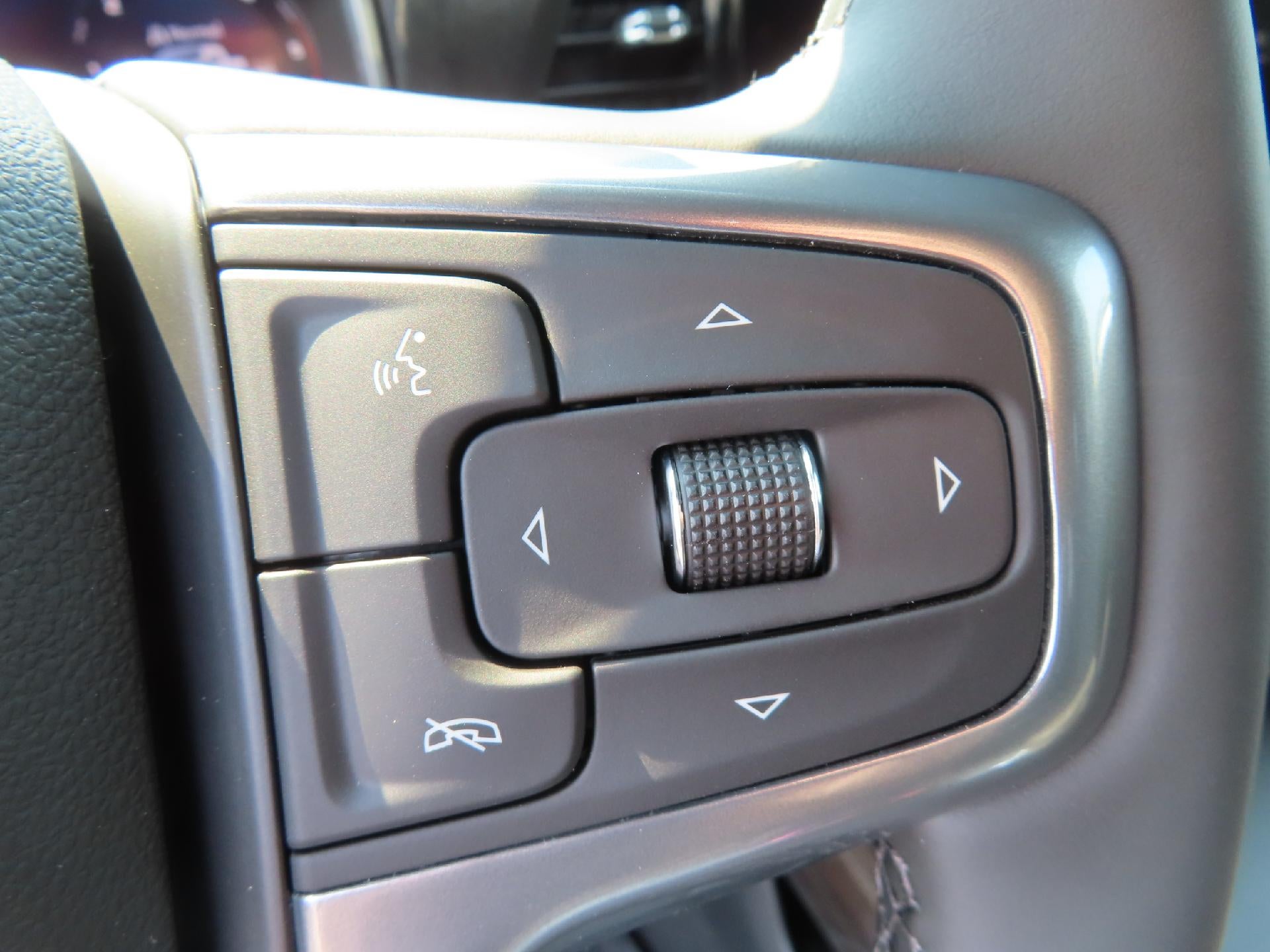 2026 Chevrolet Silverado 3500 HD CC LB 3500 SRW LT 4WD