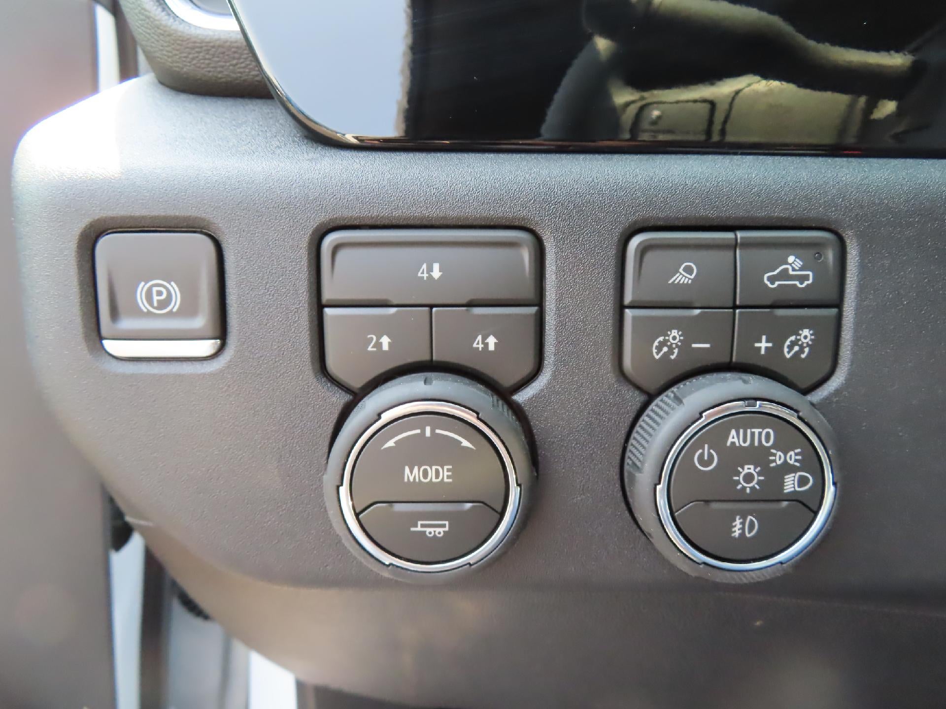 2026 Chevrolet Silverado 3500 HD CC LB 3500 SRW LT 4WD
