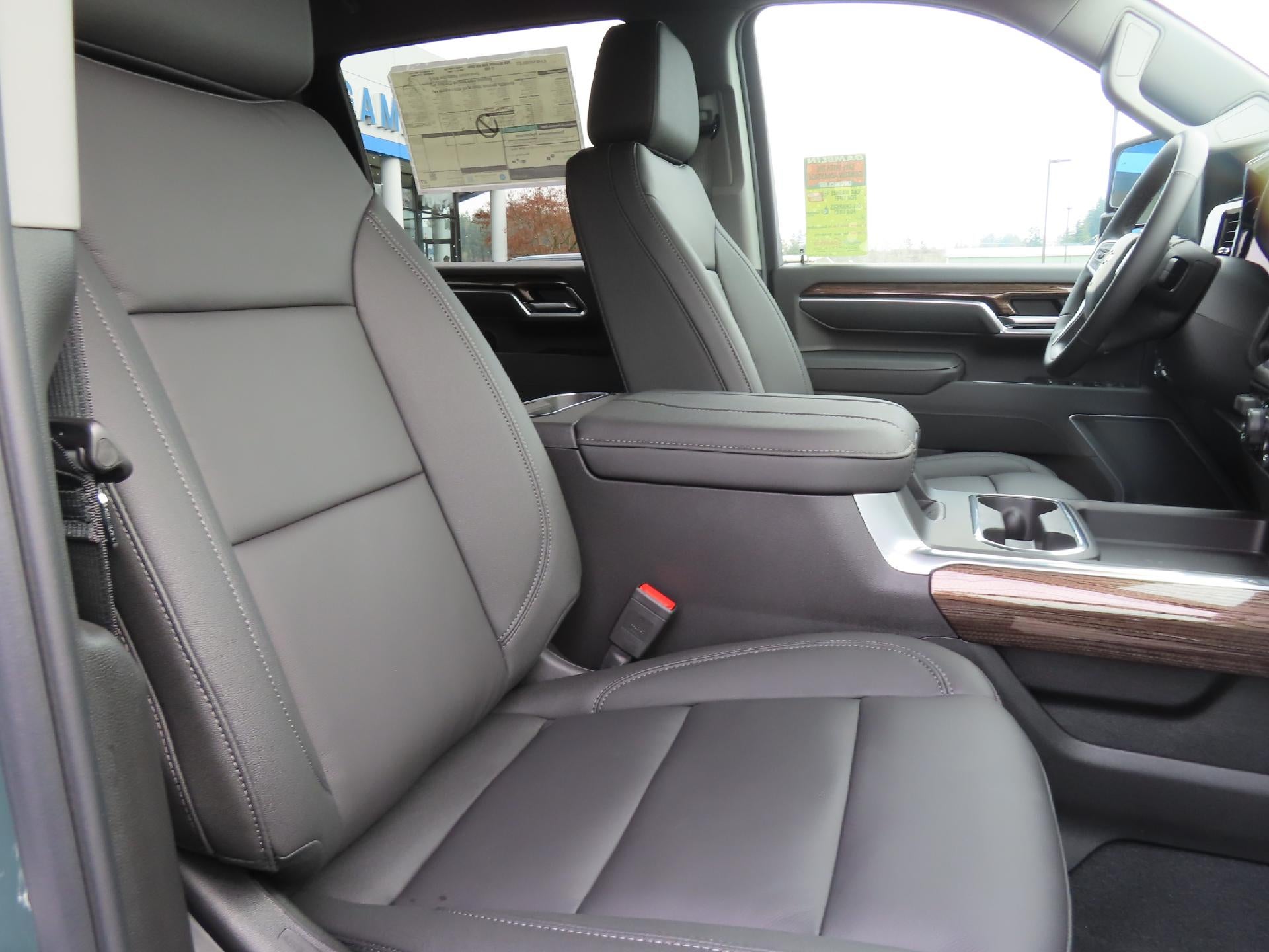 2026 Chevrolet Silverado 3500 HD CC LOND BED LT 4WD