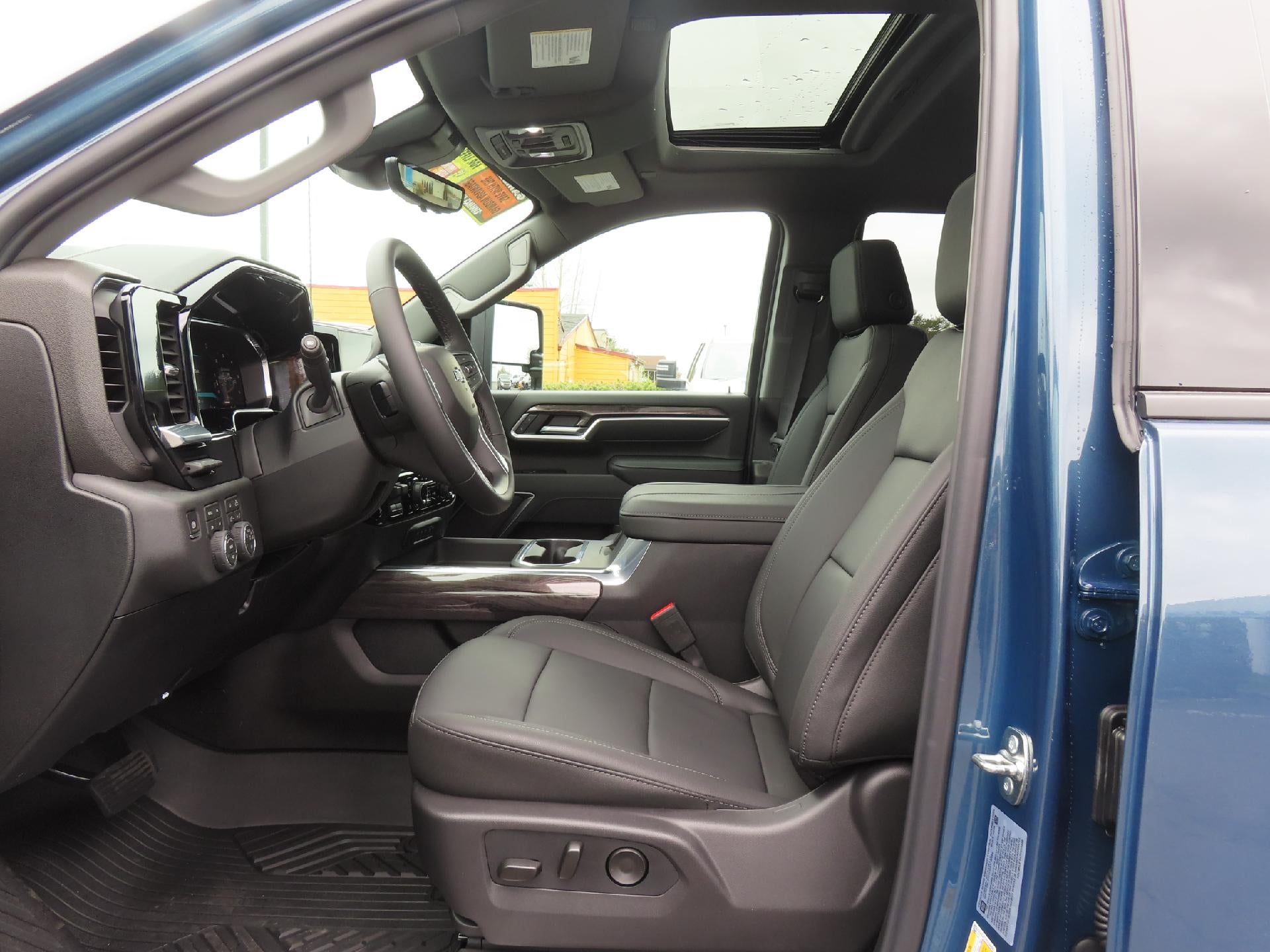 2026 Chevrolet Silverado 3500 HD CC LB 3500 SRW LTZ 4WD