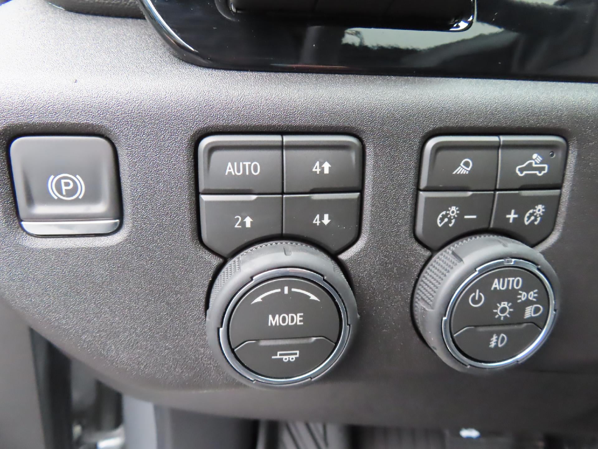 2026 Chevrolet Silverado 3500 HD CC LB 3500 SRW LTZ 4WD