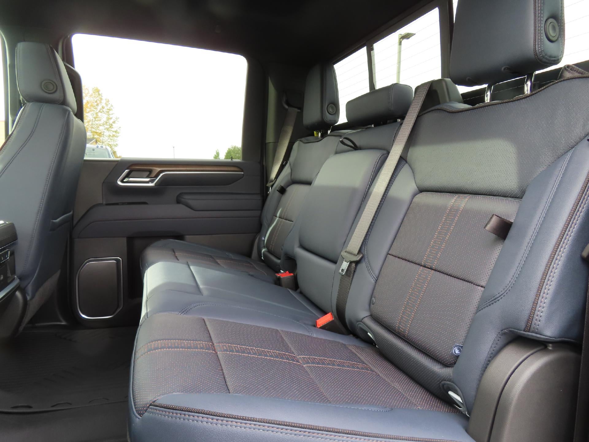 2026 Chevrolet Silverado 3500 HD CC STD BED 3500 HIGH COUNTRY 4WD