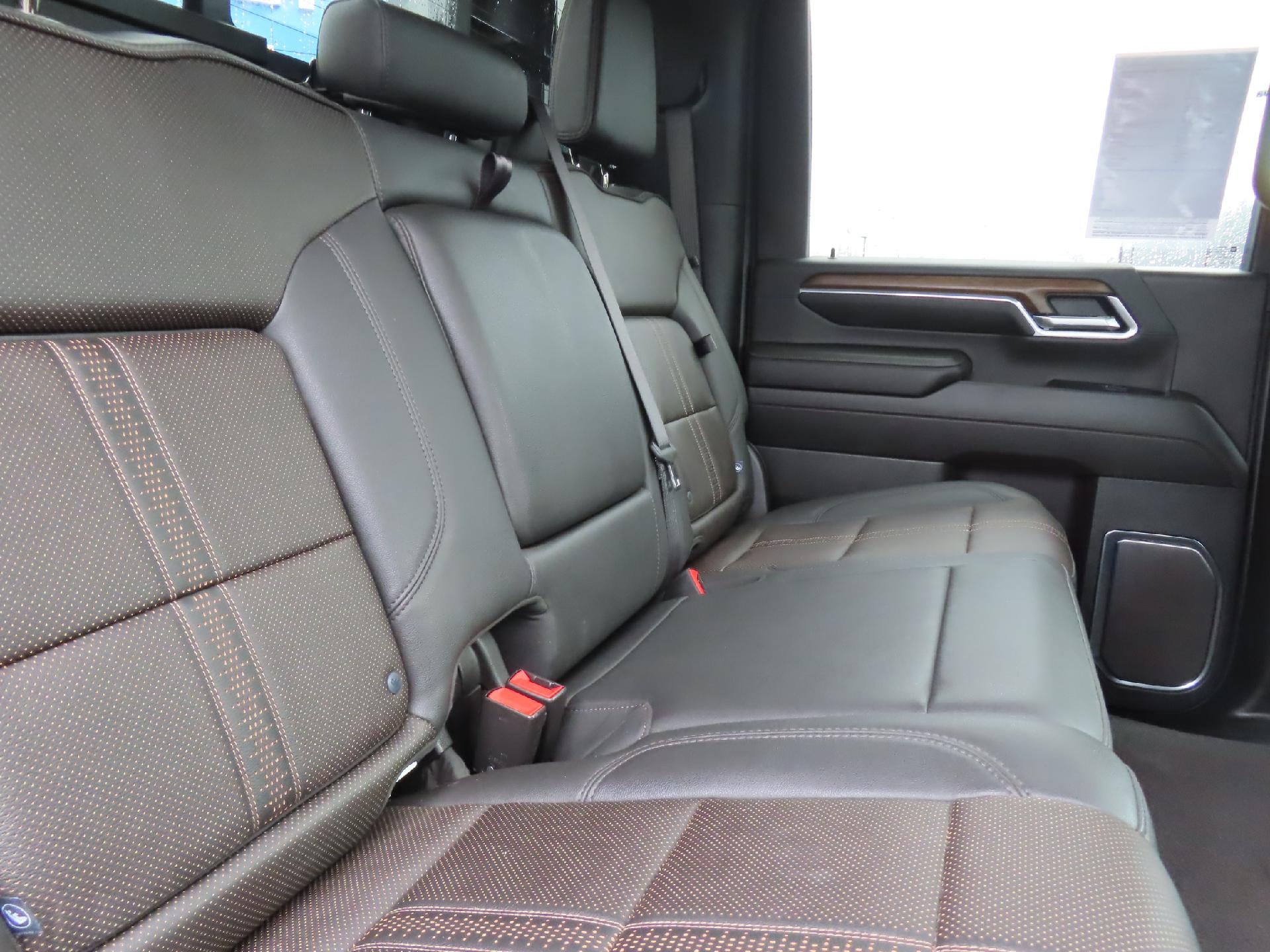 2025 Chevrolet Silverado 3500 HD High Country