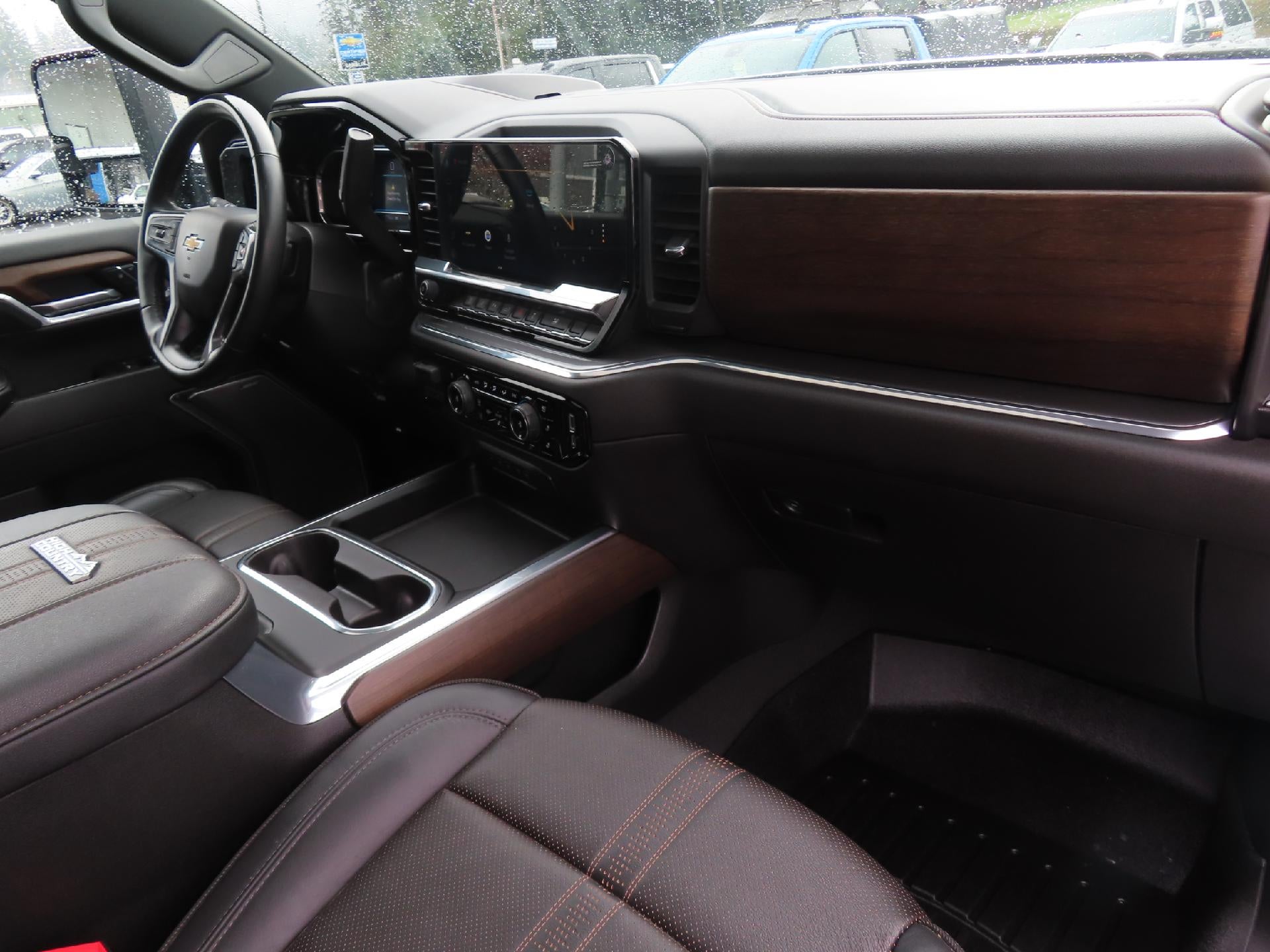 2025 Chevrolet Silverado 3500 HD High Country