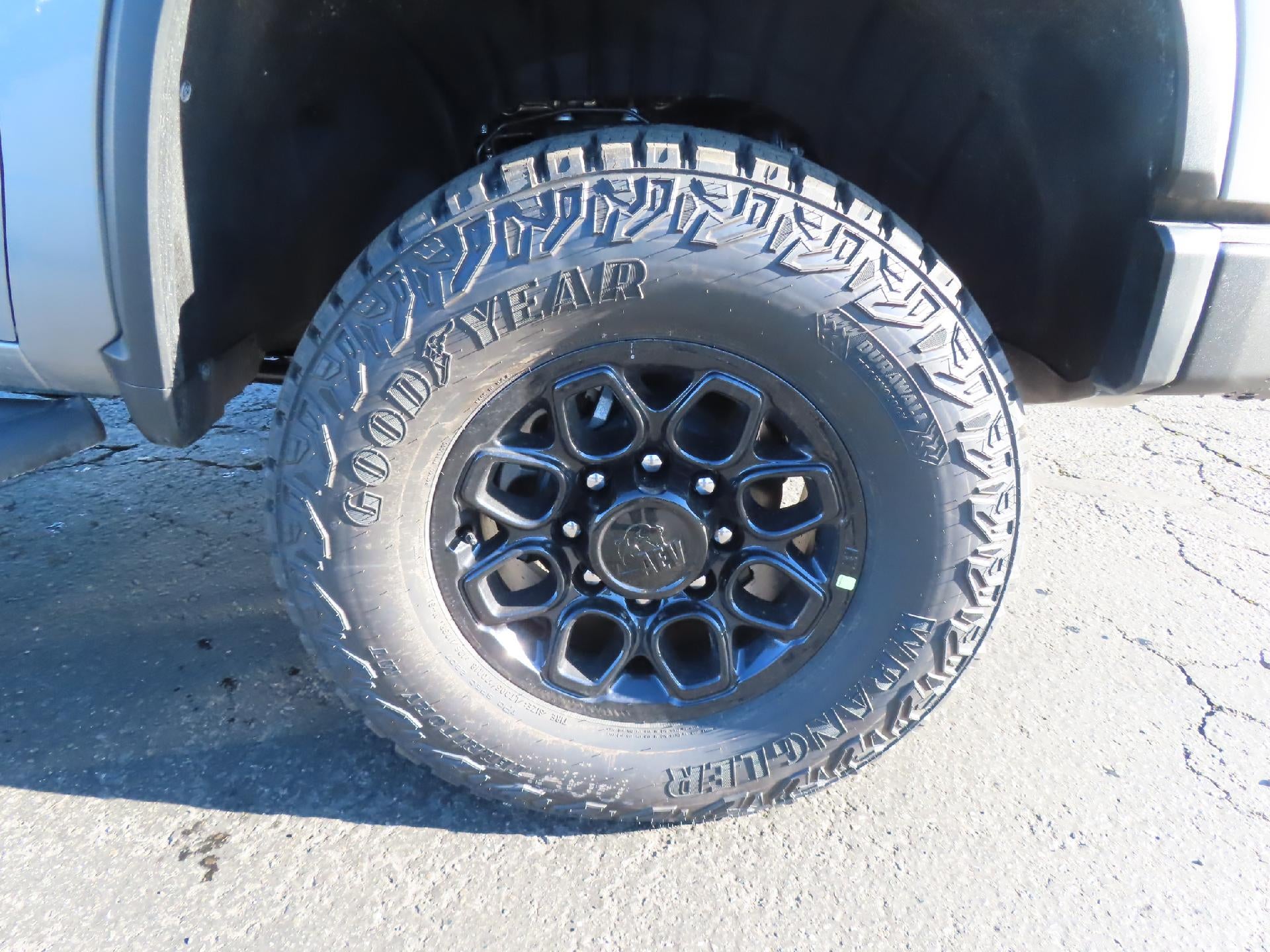 2026 Chevrolet Silverado 2500 HD CC STD BED ZR2 4WD