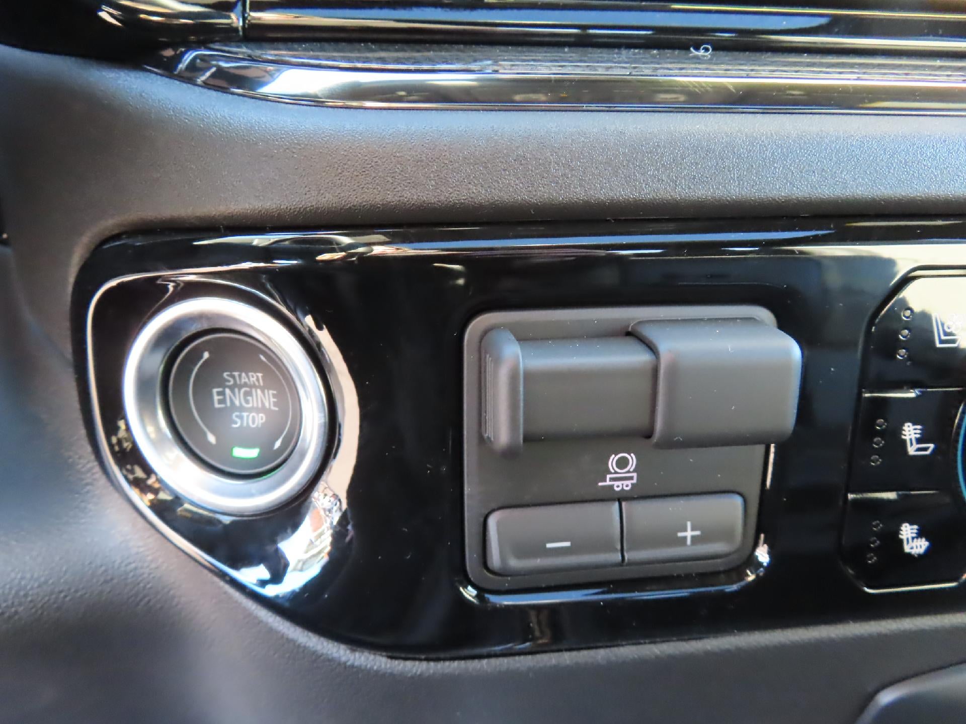 2026 Chevrolet Silverado 2500 HD CC STD BED ZR2 4WD