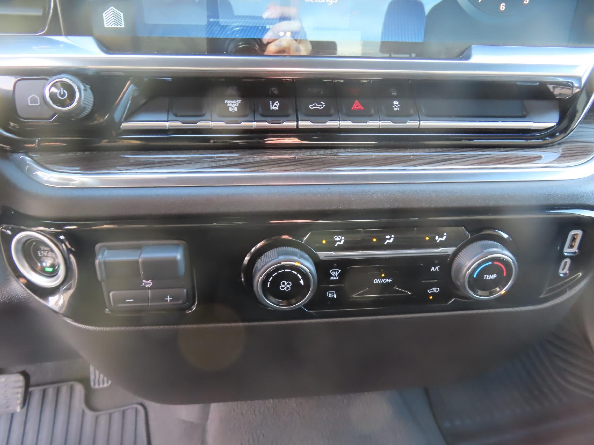 2024 Chevrolet Silverado 3500 HD LT