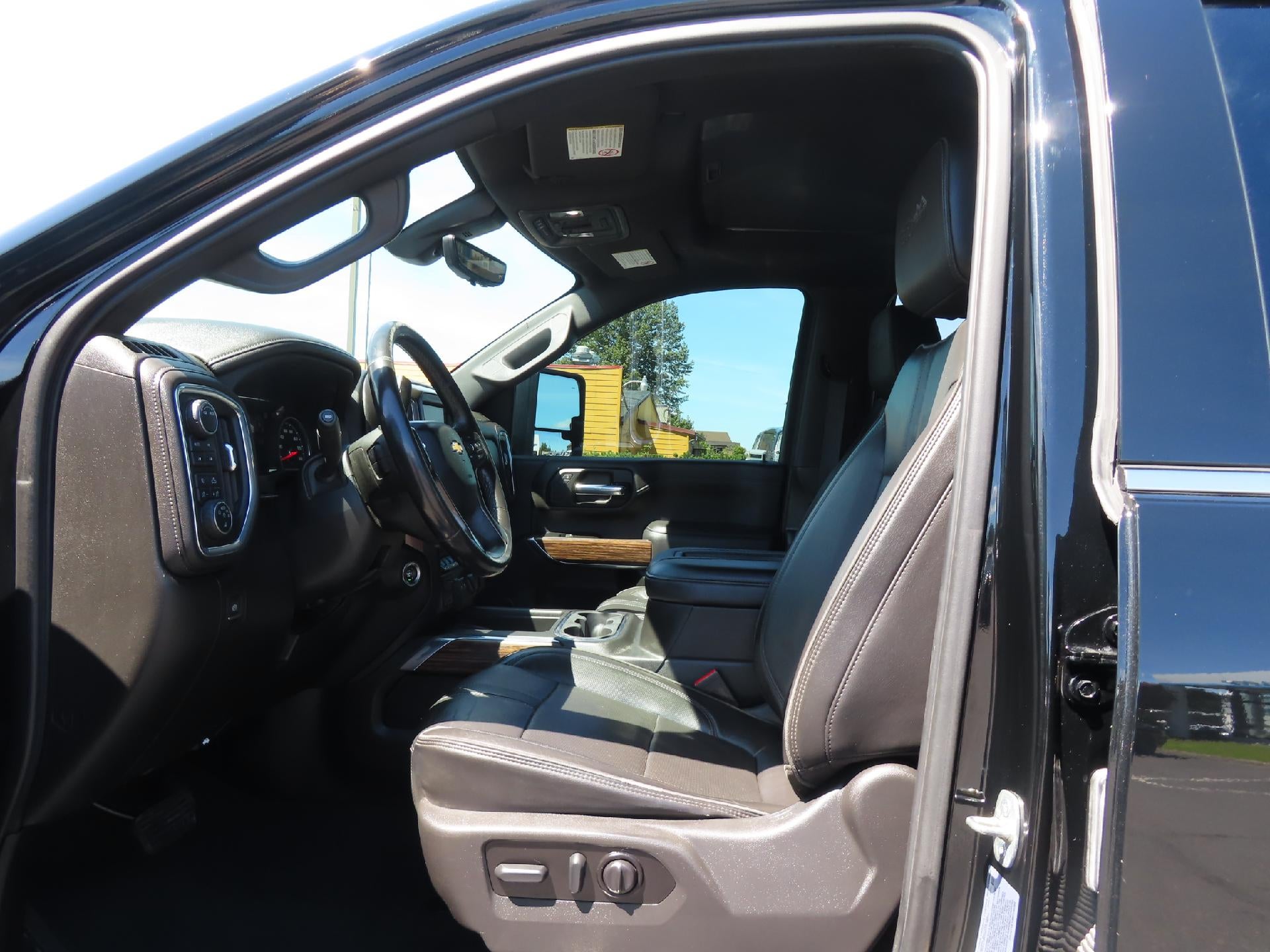 2022 Chevrolet Silverado 3500 HD High Country