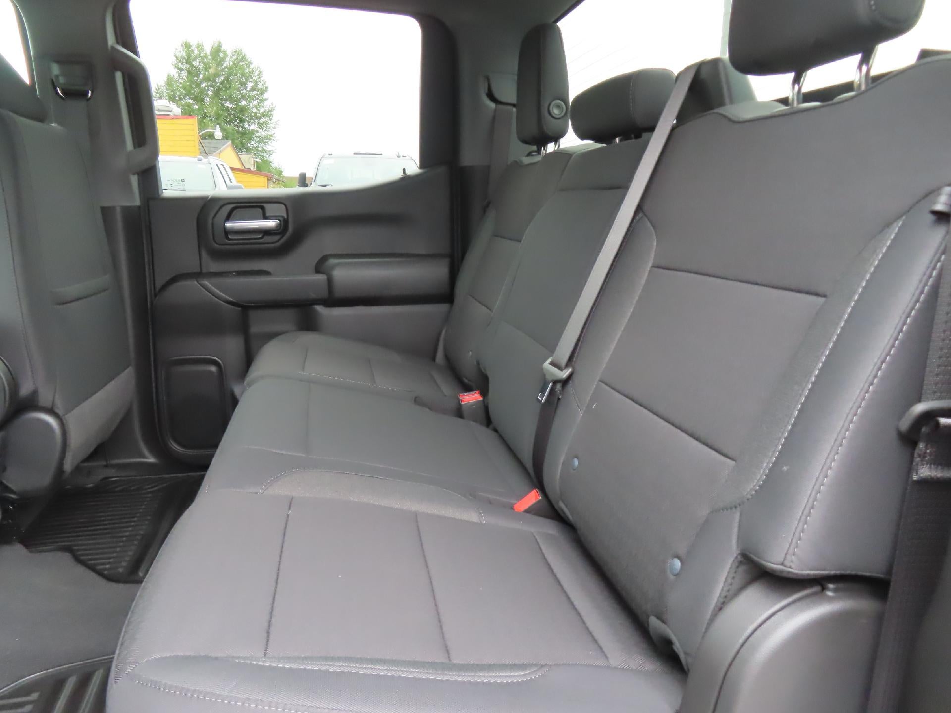 2026 Chevrolet Silverado 1500 CC SB 1500 CUSTOM 4WD