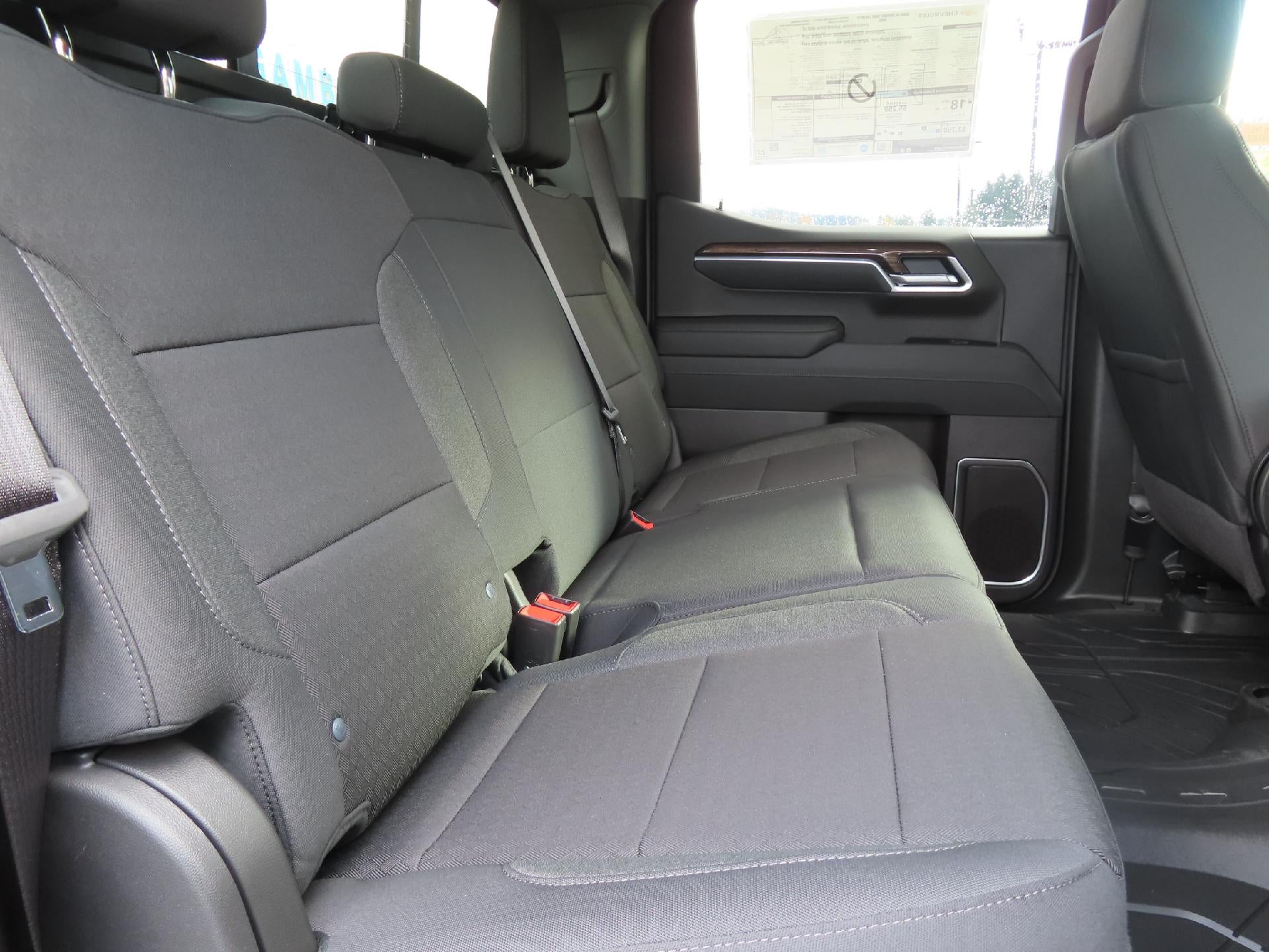 2026 Chevrolet Silverado 1500 CC SHORT BED 1500 LT 4WD