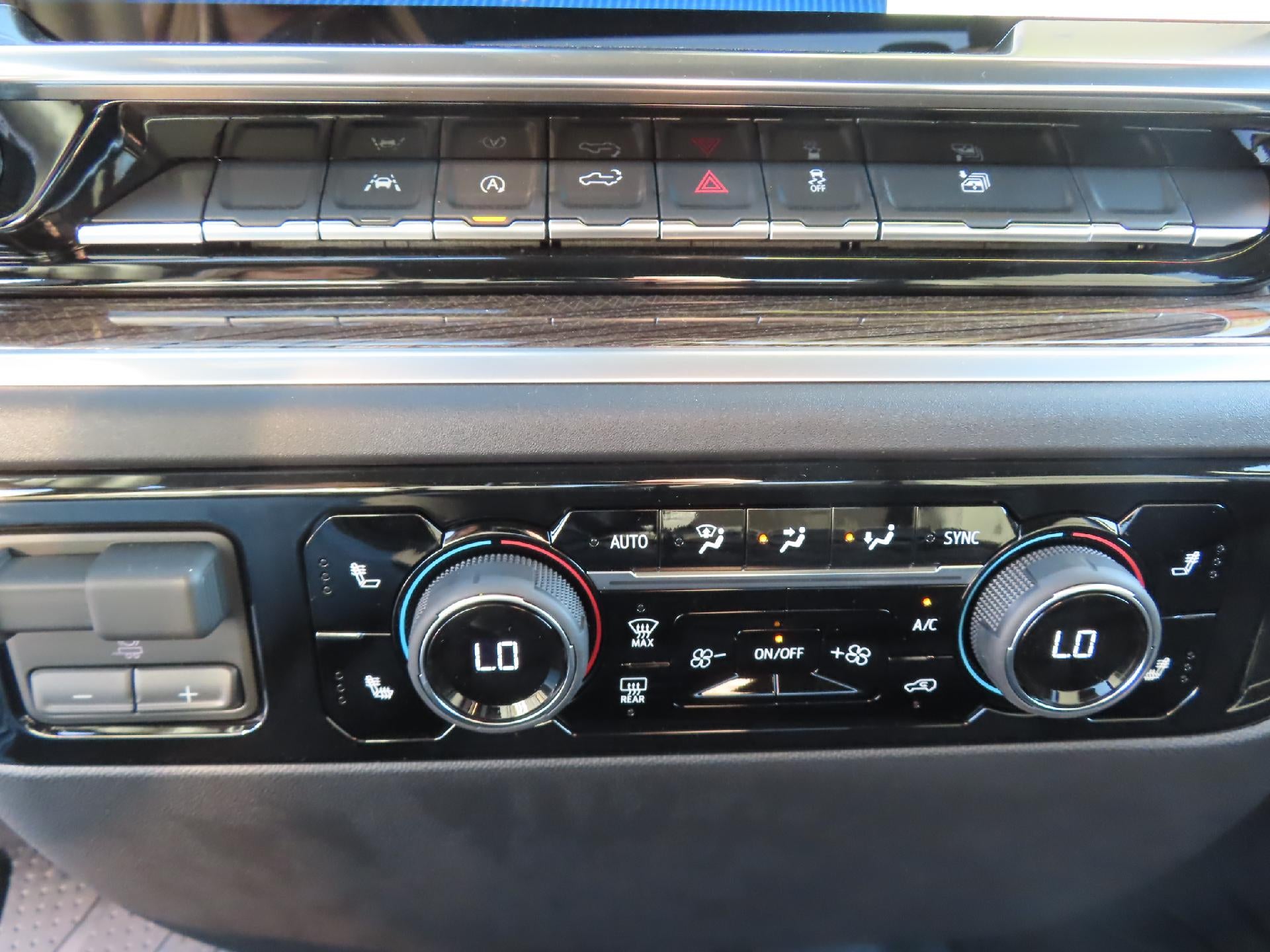 2026 Chevrolet Silverado 1500 CREW CAB SB 1500 RST 4WD