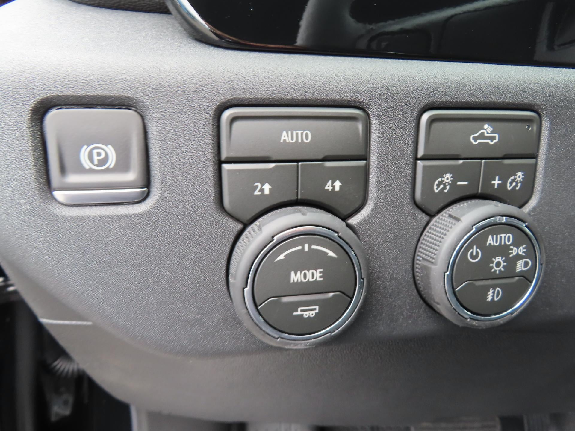 2026 Chevrolet Silverado 1500 CC SB RST 4WD