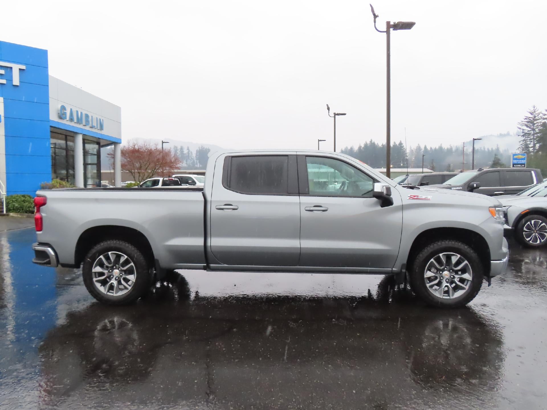 2026 Chevrolet Silverado 1500 CC Standard BED 1500 LT 4WD