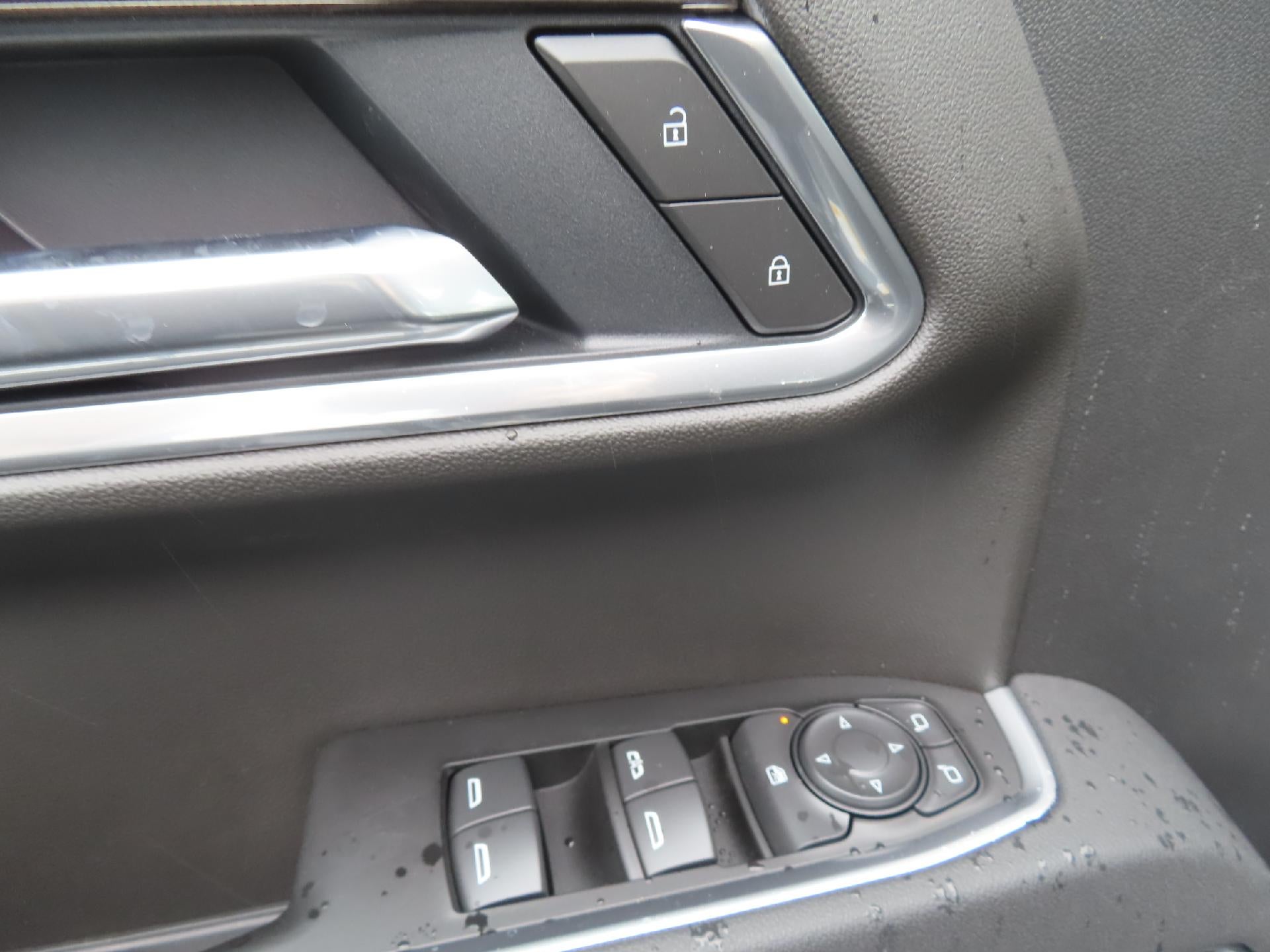 2026 Chevrolet Silverado 1500 CC Standard BED 1500 LT 4WD