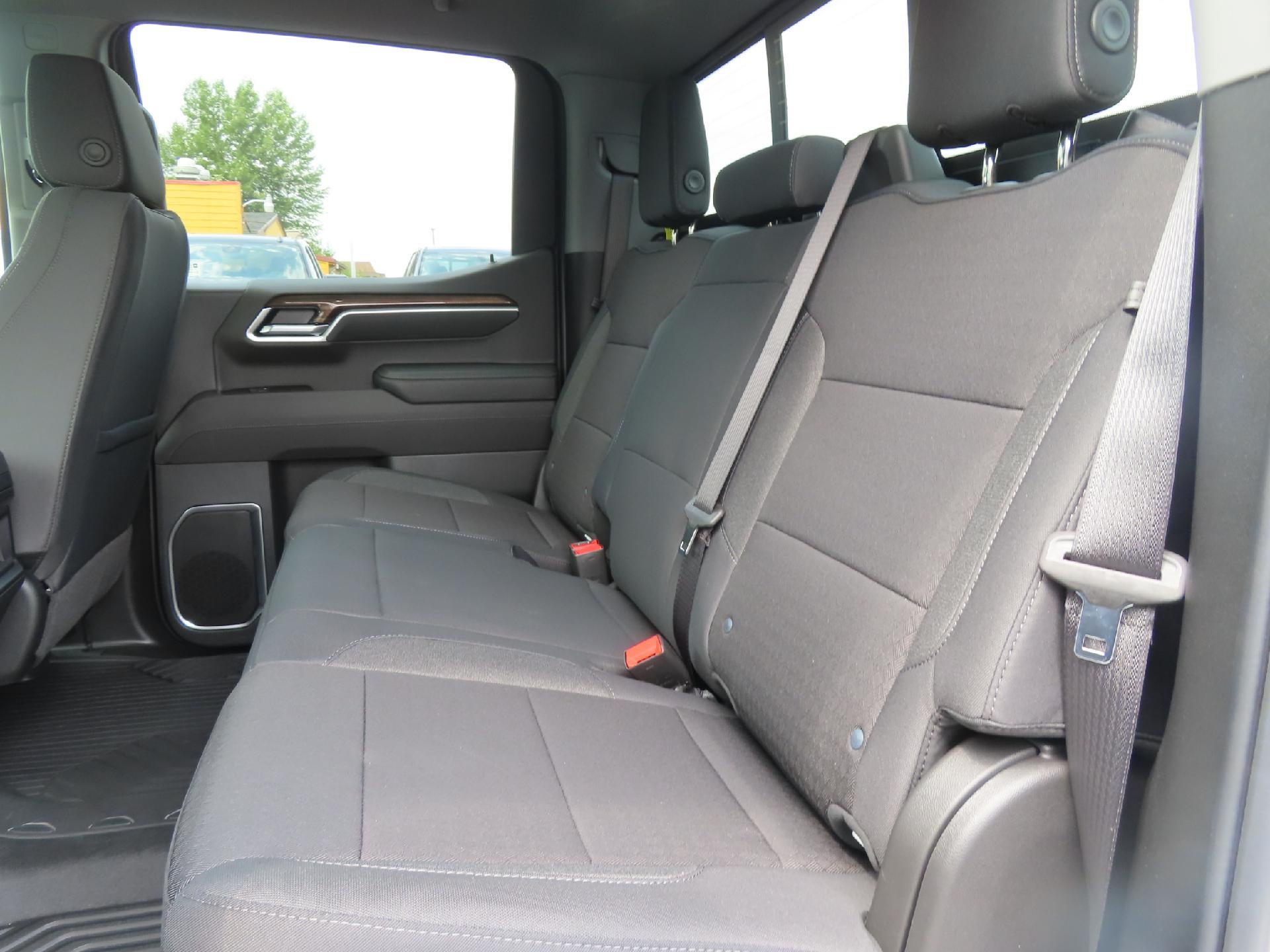 2026 Chevrolet Silverado 1500 CC STD BED 1500 LT 4WD