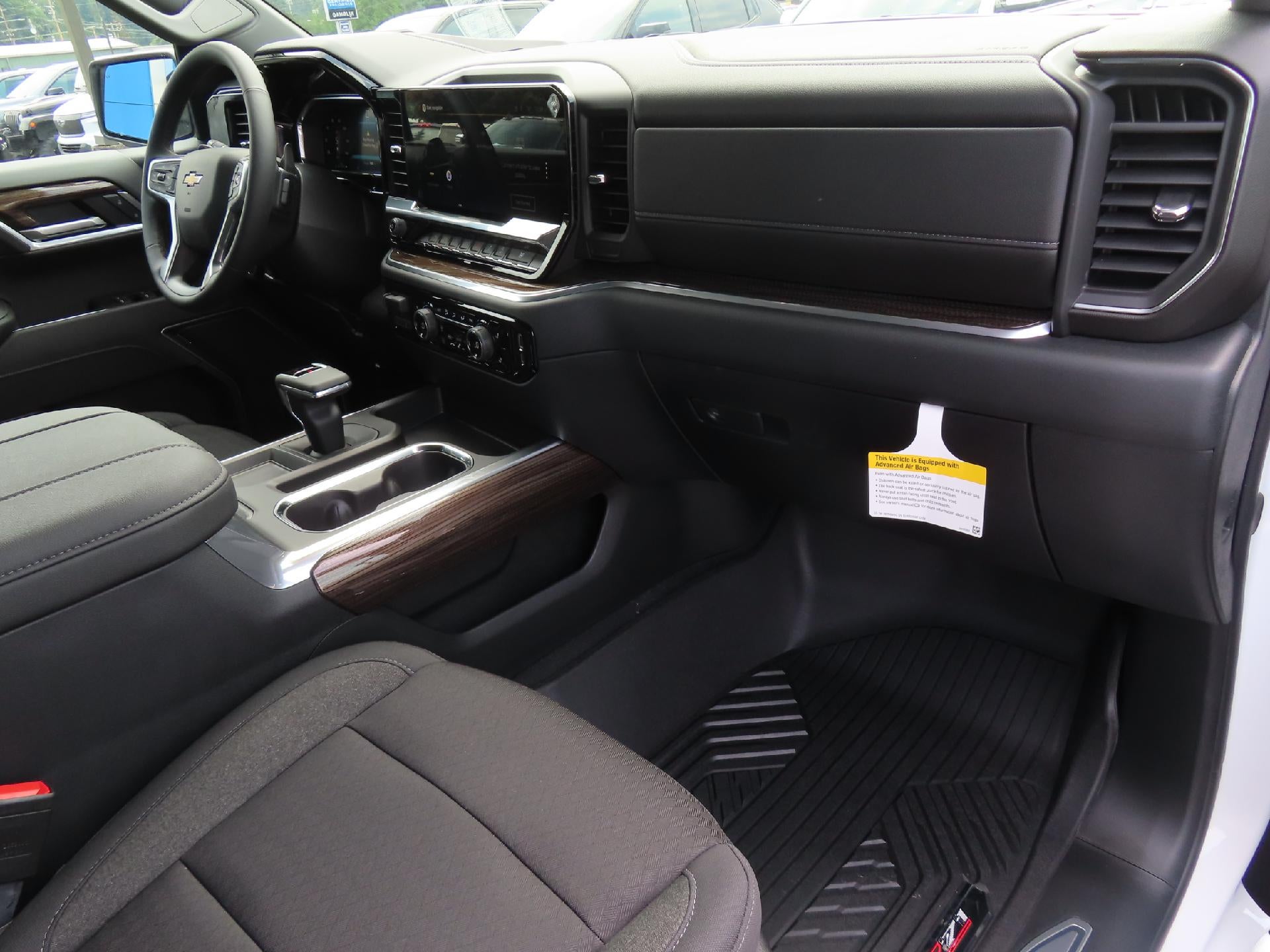 2026 Chevrolet Silverado 1500 CC STD BED 1500 LT 4WD