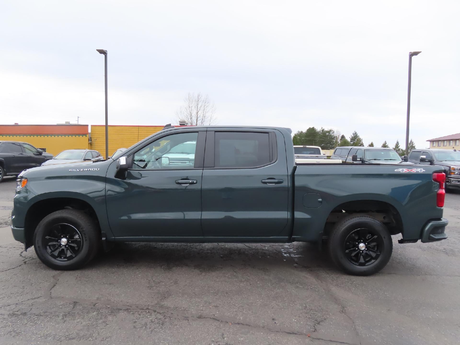 2025 Chevrolet Silverado 1500 LT