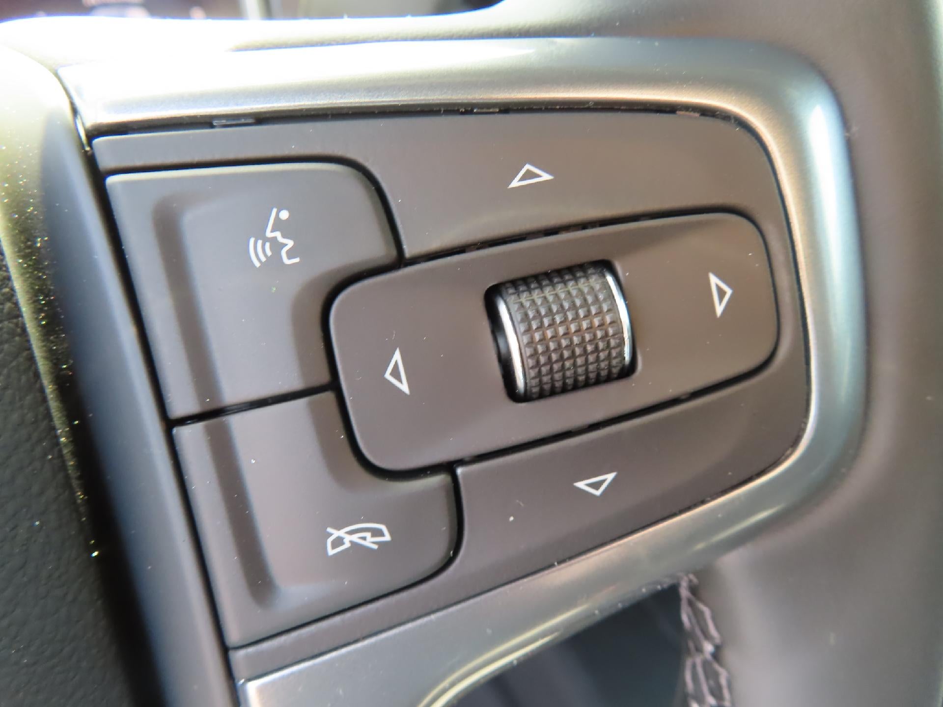 2026 Chevrolet Silverado 1500 CC STD BED LT 4WD