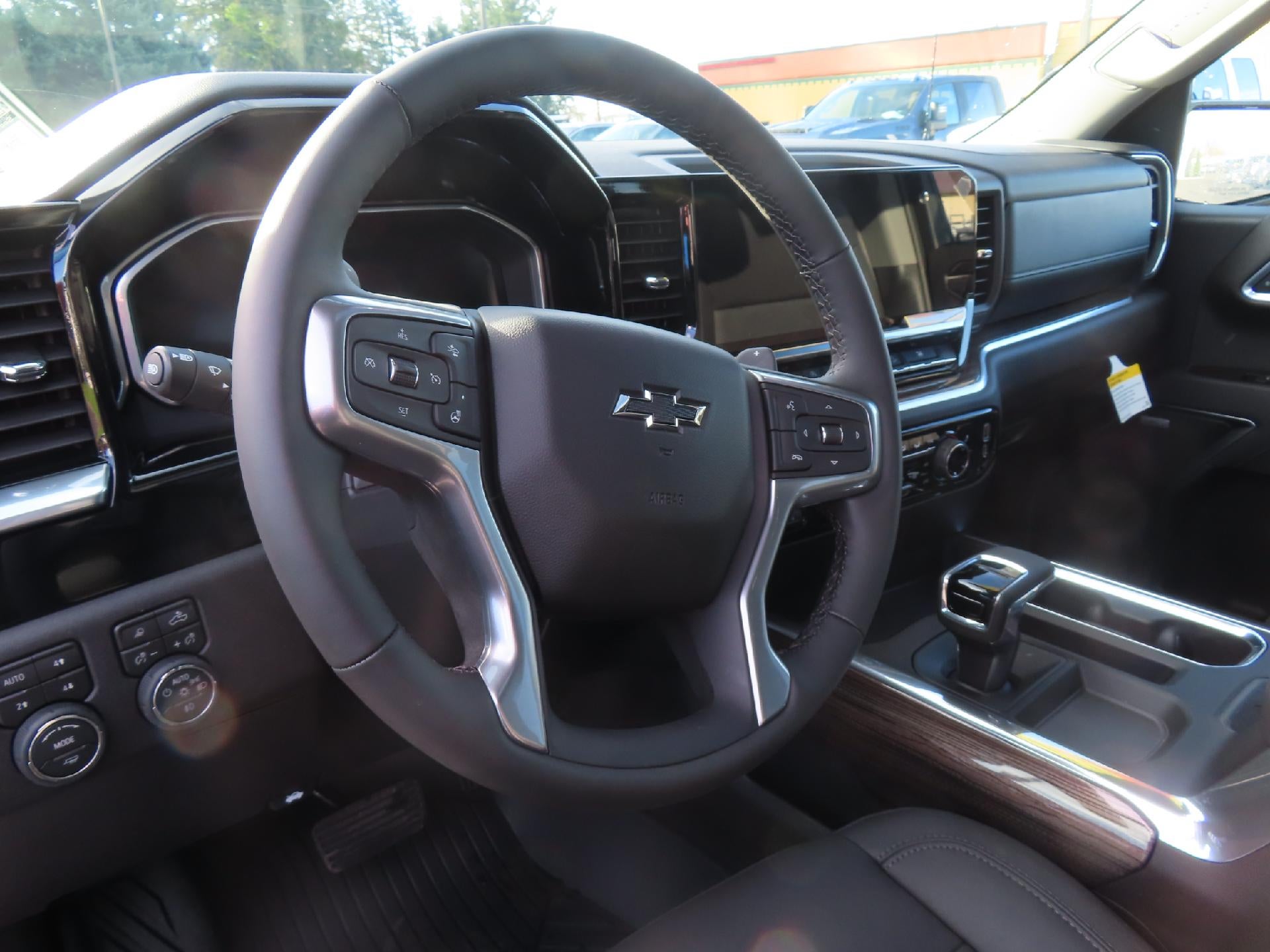 2026 Chevrolet Silverado 1500 CC SHORT BED RST 4WD