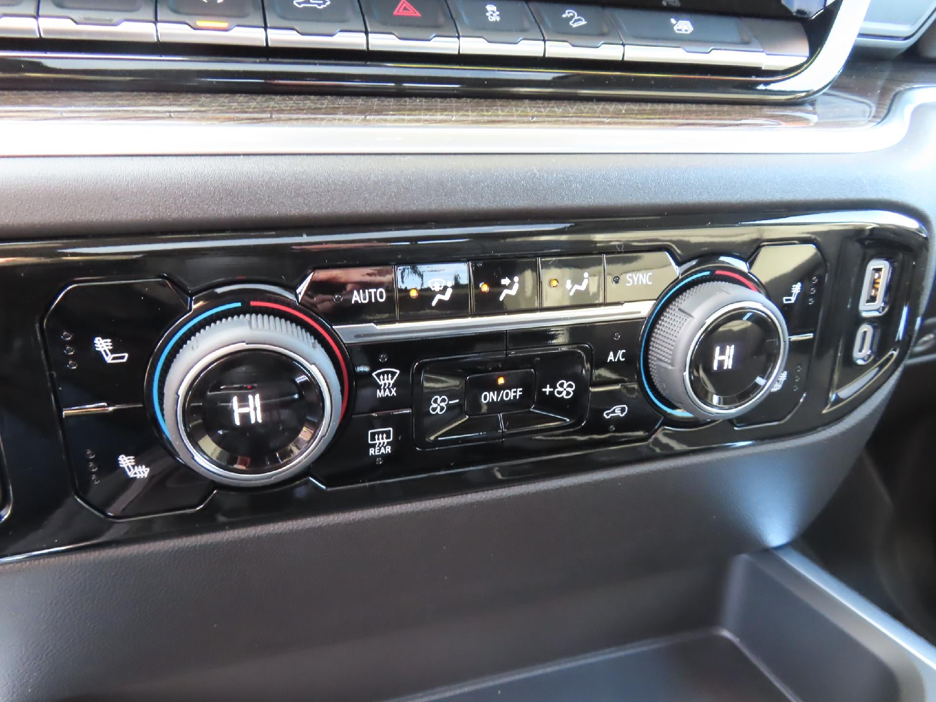 2026 Chevrolet Silverado 1500 CC SHORT BED RST 4WD