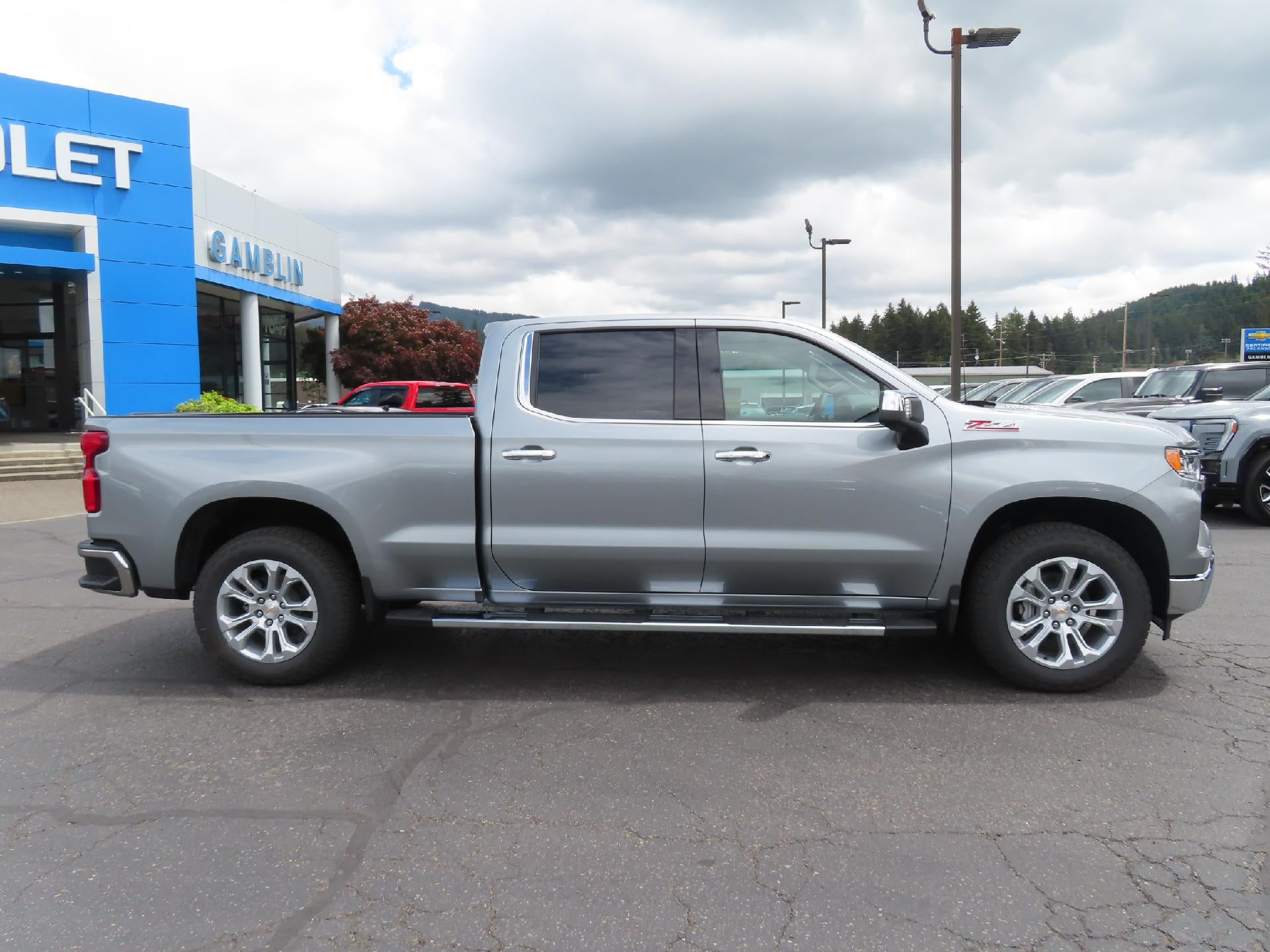 2026 Chevrolet Silverado 1500 CC STD BED 1500 LTZ 4WD