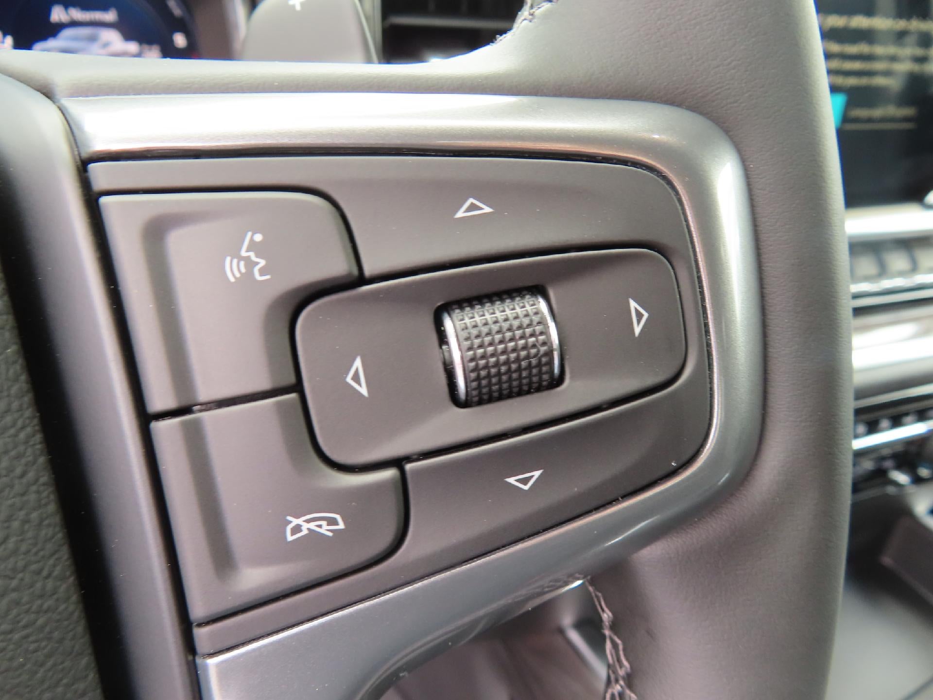 2026 Chevrolet Silverado 1500 CC STD BED 1500 LTZ 4WD