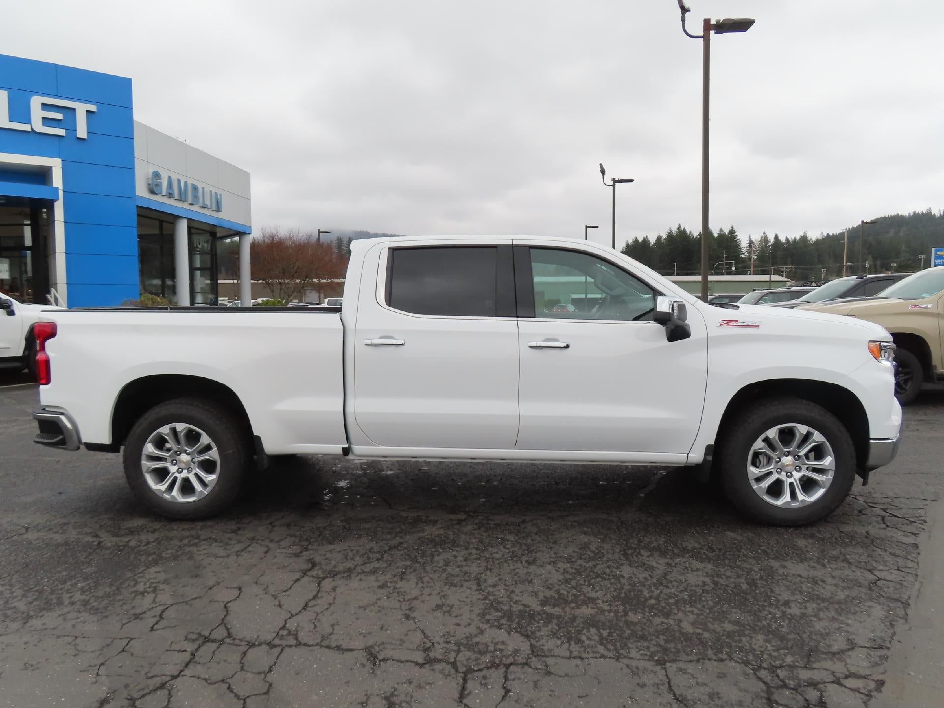 2026 Chevrolet Silverado 1500 CC SB LTZ 4WD