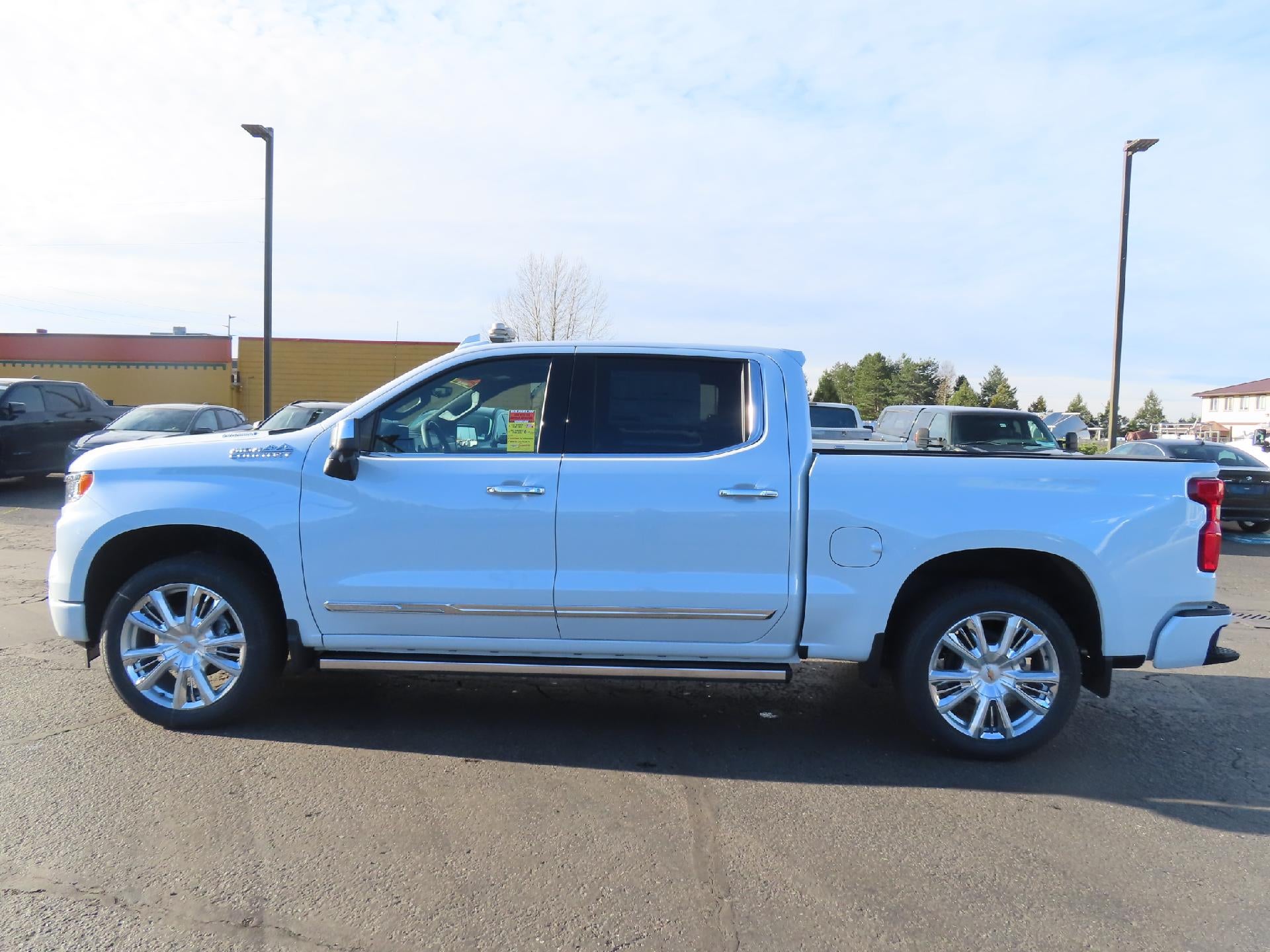 2026 Chevrolet Silverado 1500 CC SB HIGH COUNTRY 4WD