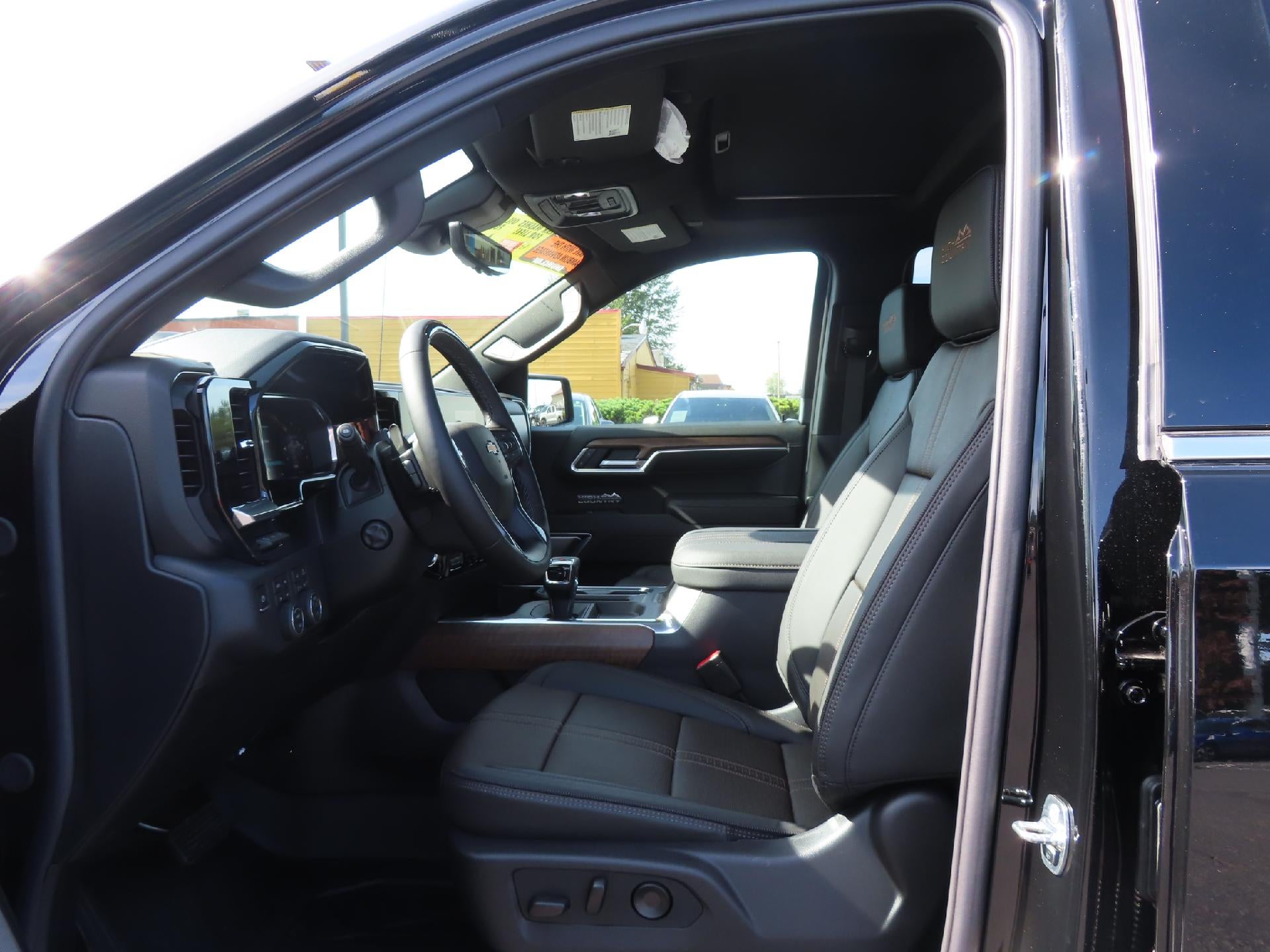 2026 Chevrolet Silverado 1500 CC SB HIGH COUNTRY 4WD