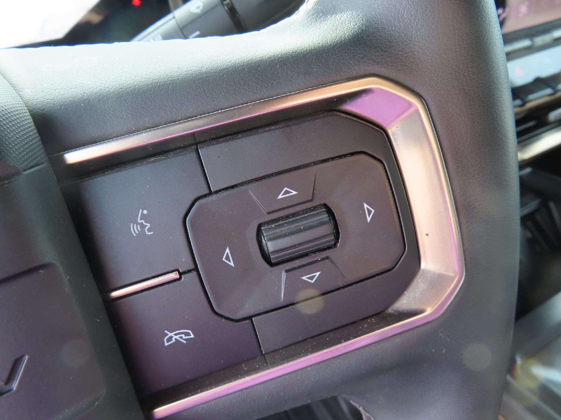 2024 GMC HUMMER EV SUV 2X