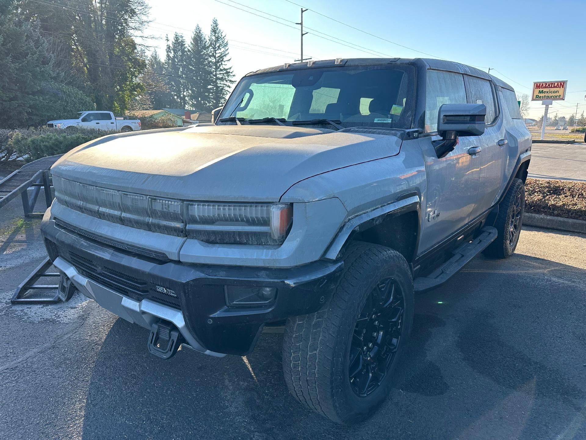 2024 GMC HUMMER EV SUV 2X