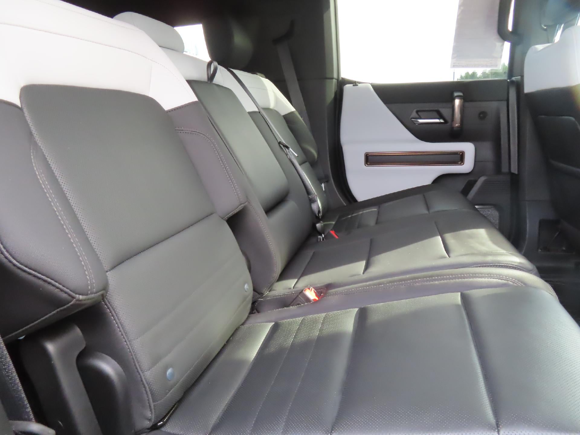 2024 GMC HUMMER EV SUV 2X