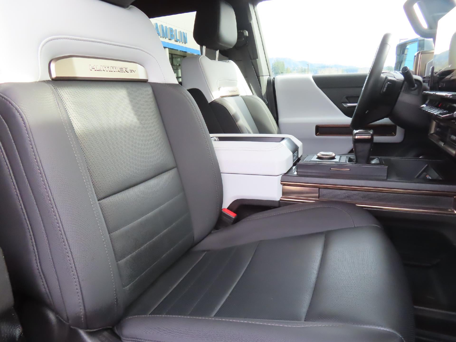 2024 GMC HUMMER EV SUV 2X