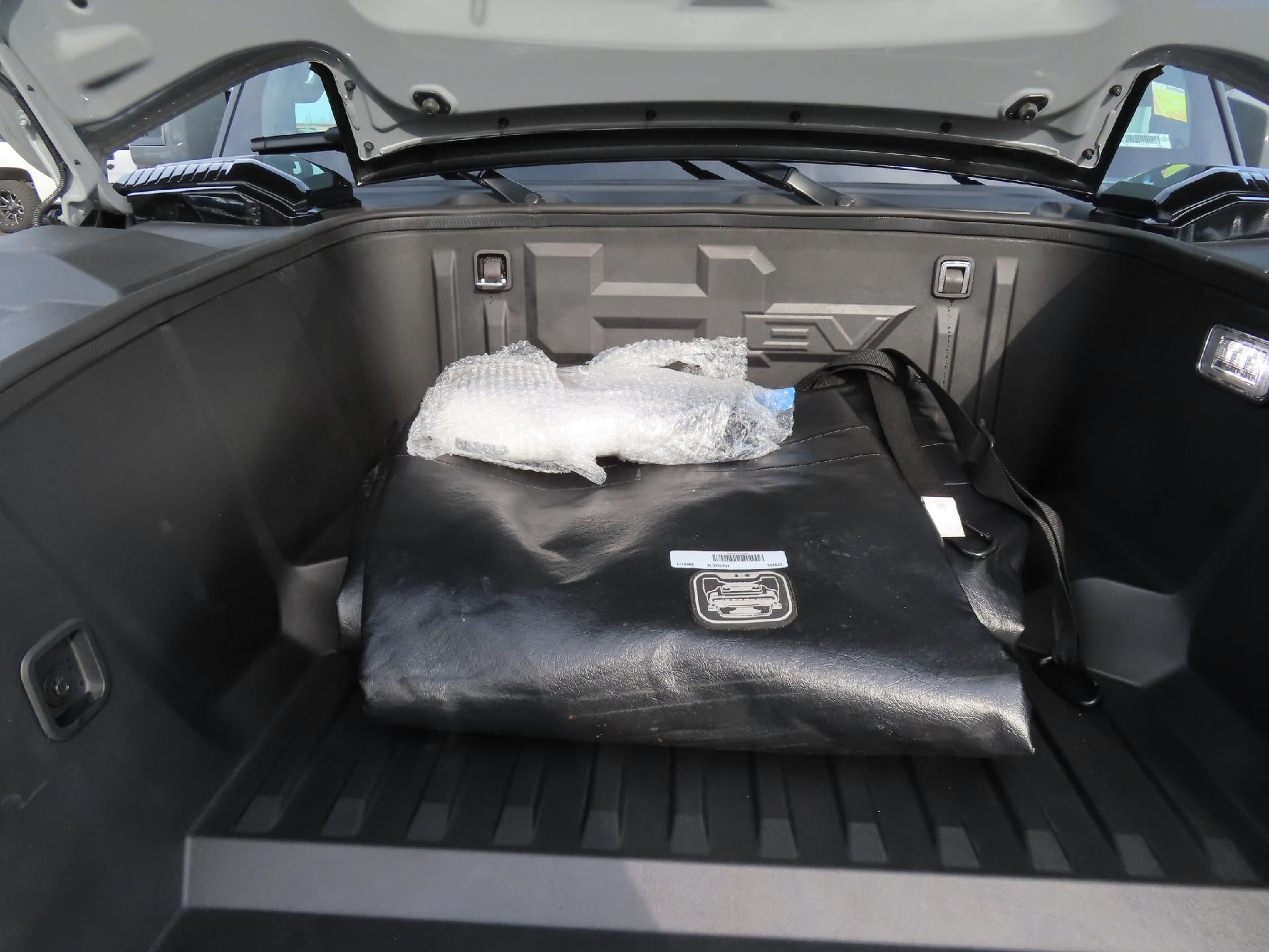 2024 GMC HUMMER EV SUV 2X