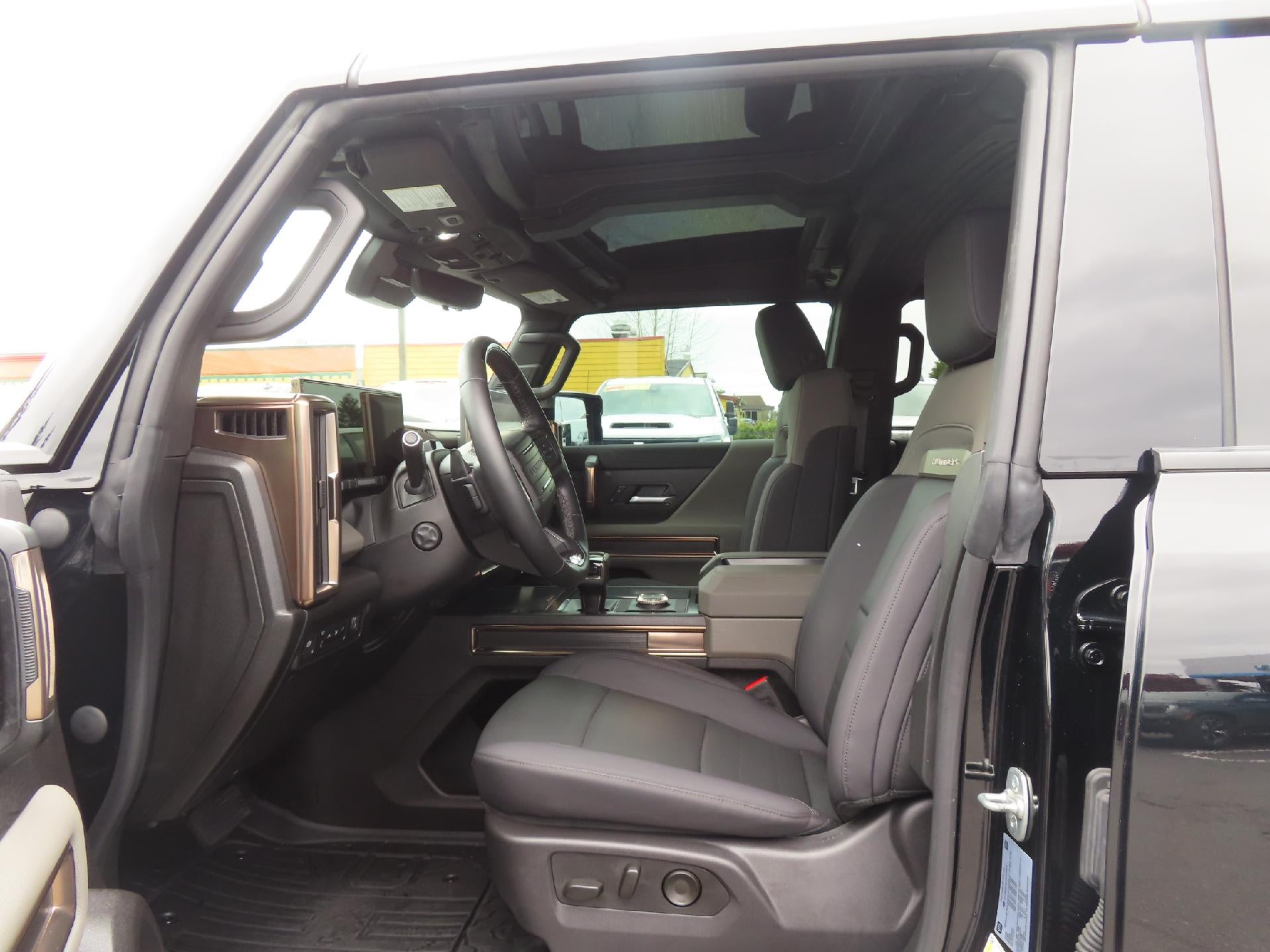 2025 GMC HUMMER EV SUV 2X